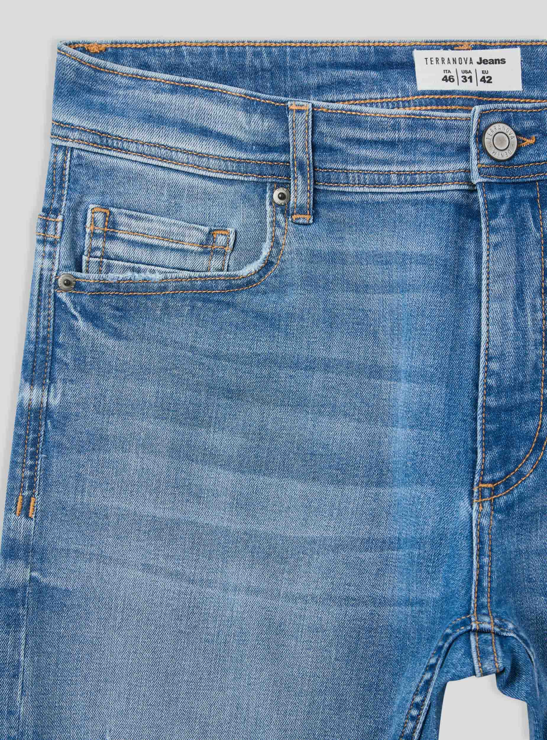 Jeans skinny con piccoli strappi - Image 6