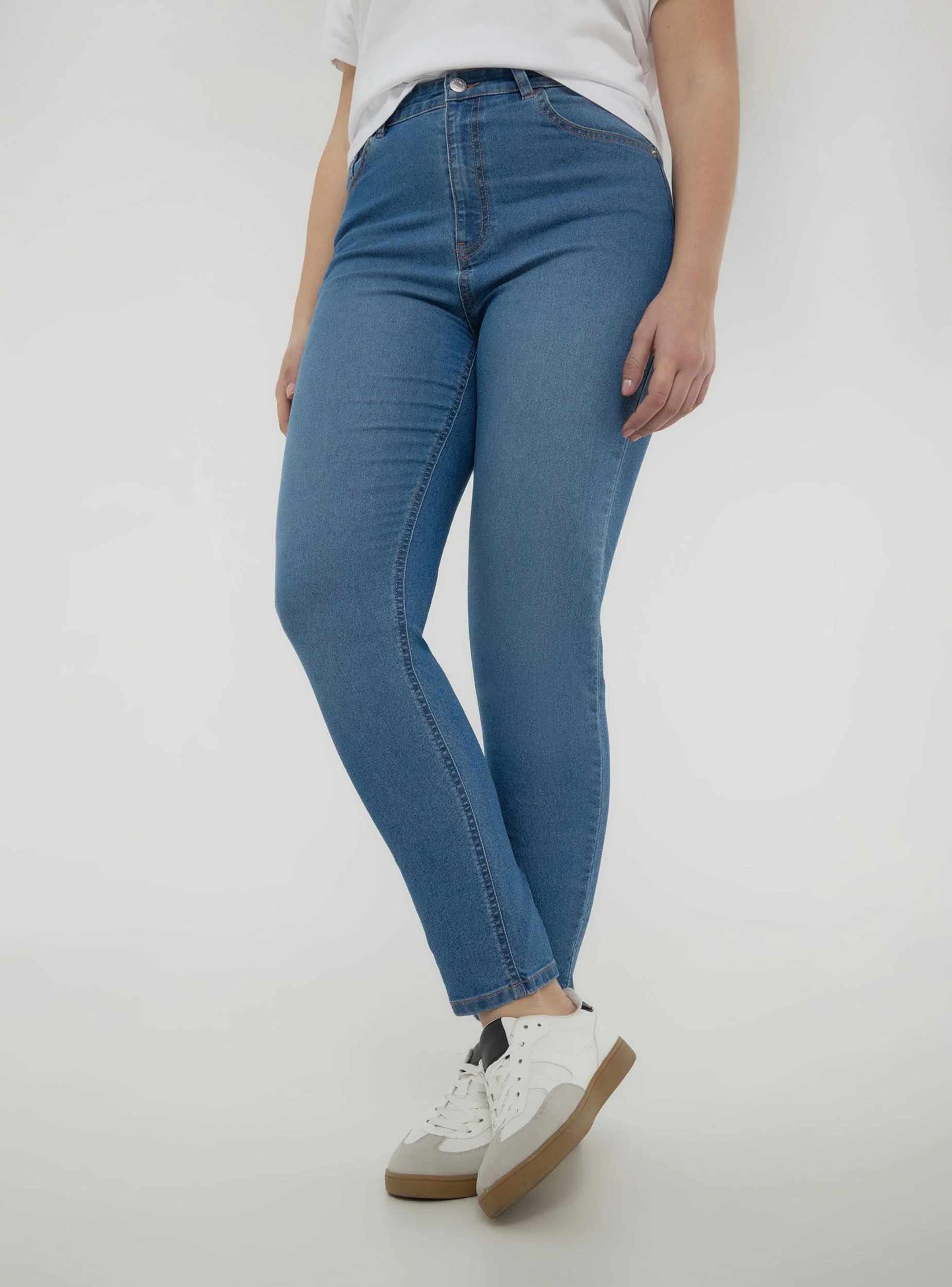 Jeans skinny elasticizzati