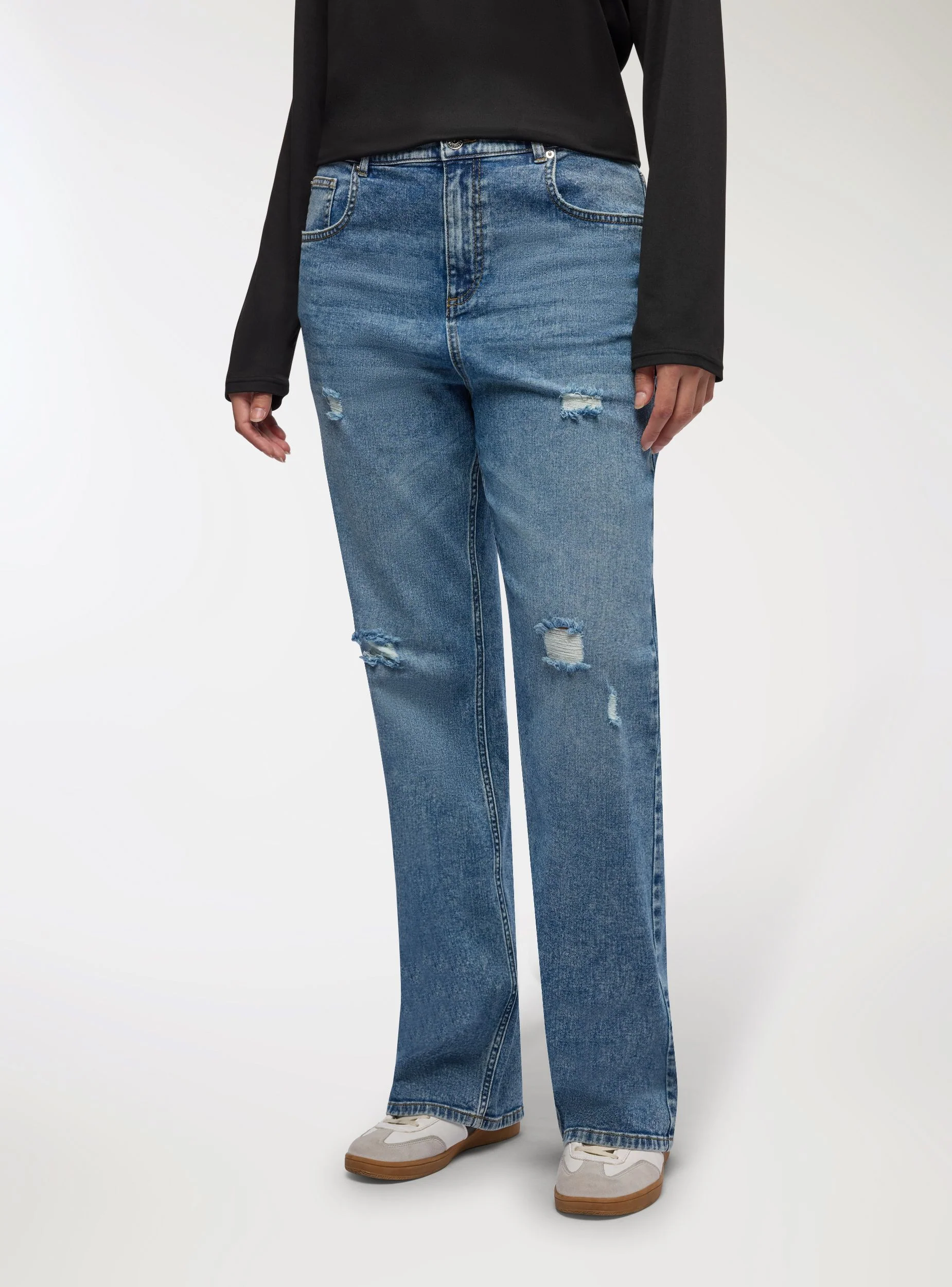 Jeans straight con strappi - Image 2