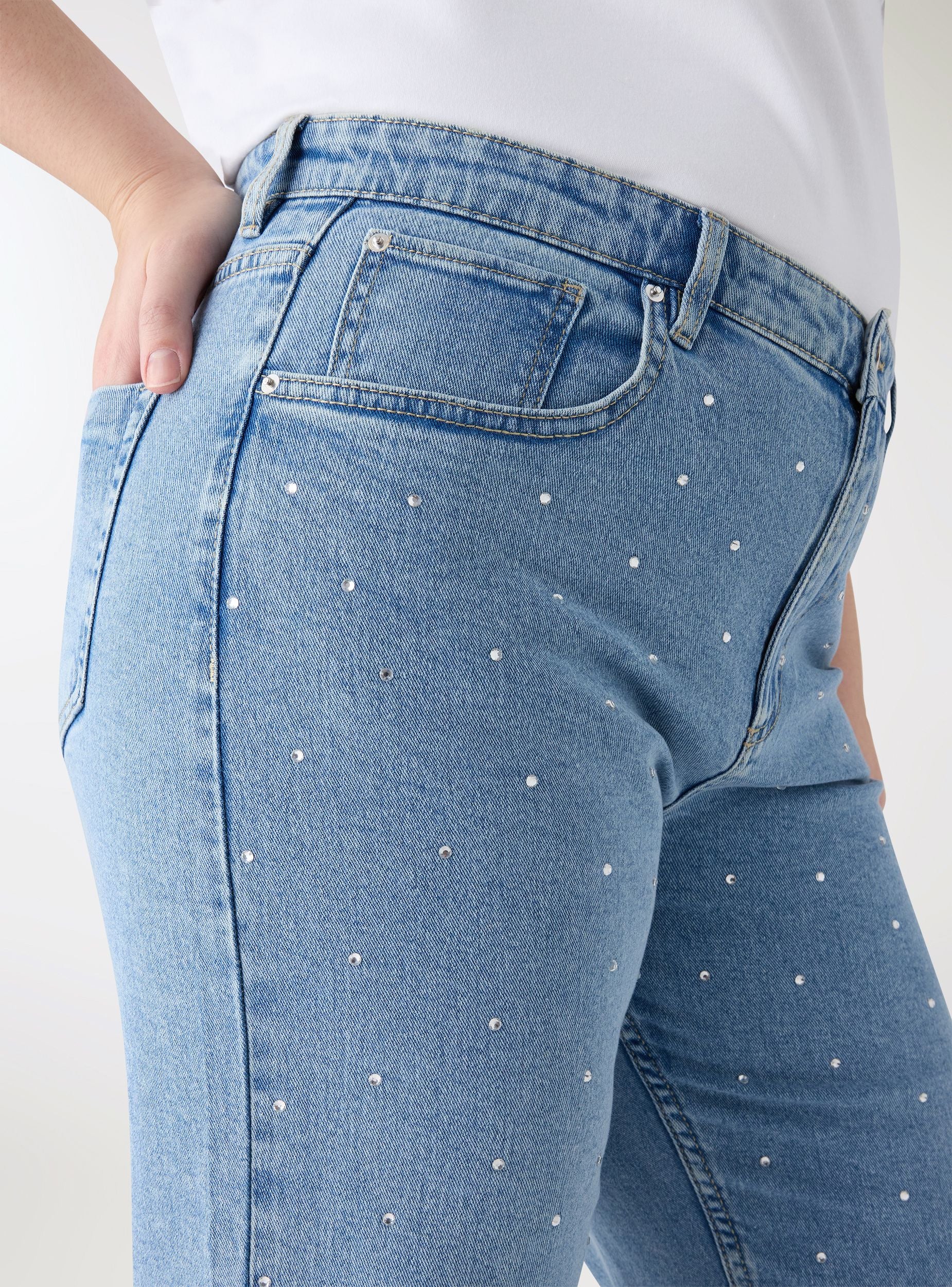 Jeans straight con strass - Image 4