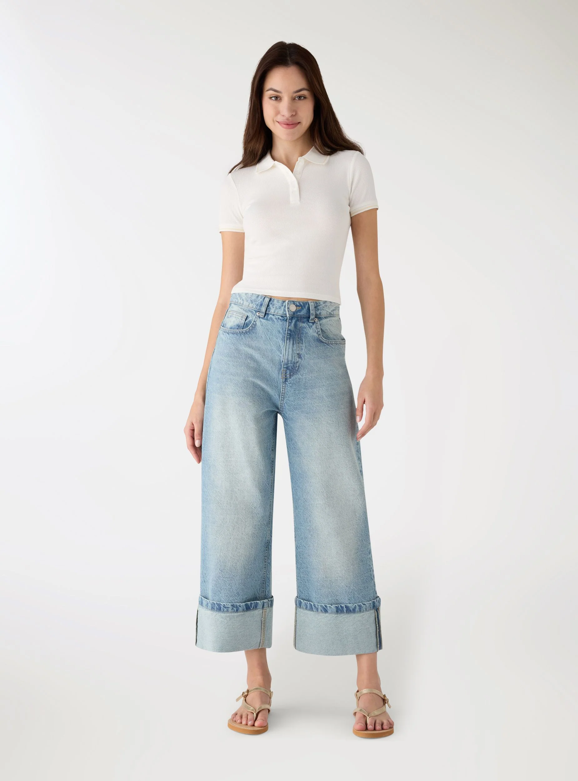 Jeans wide leg con risvolto