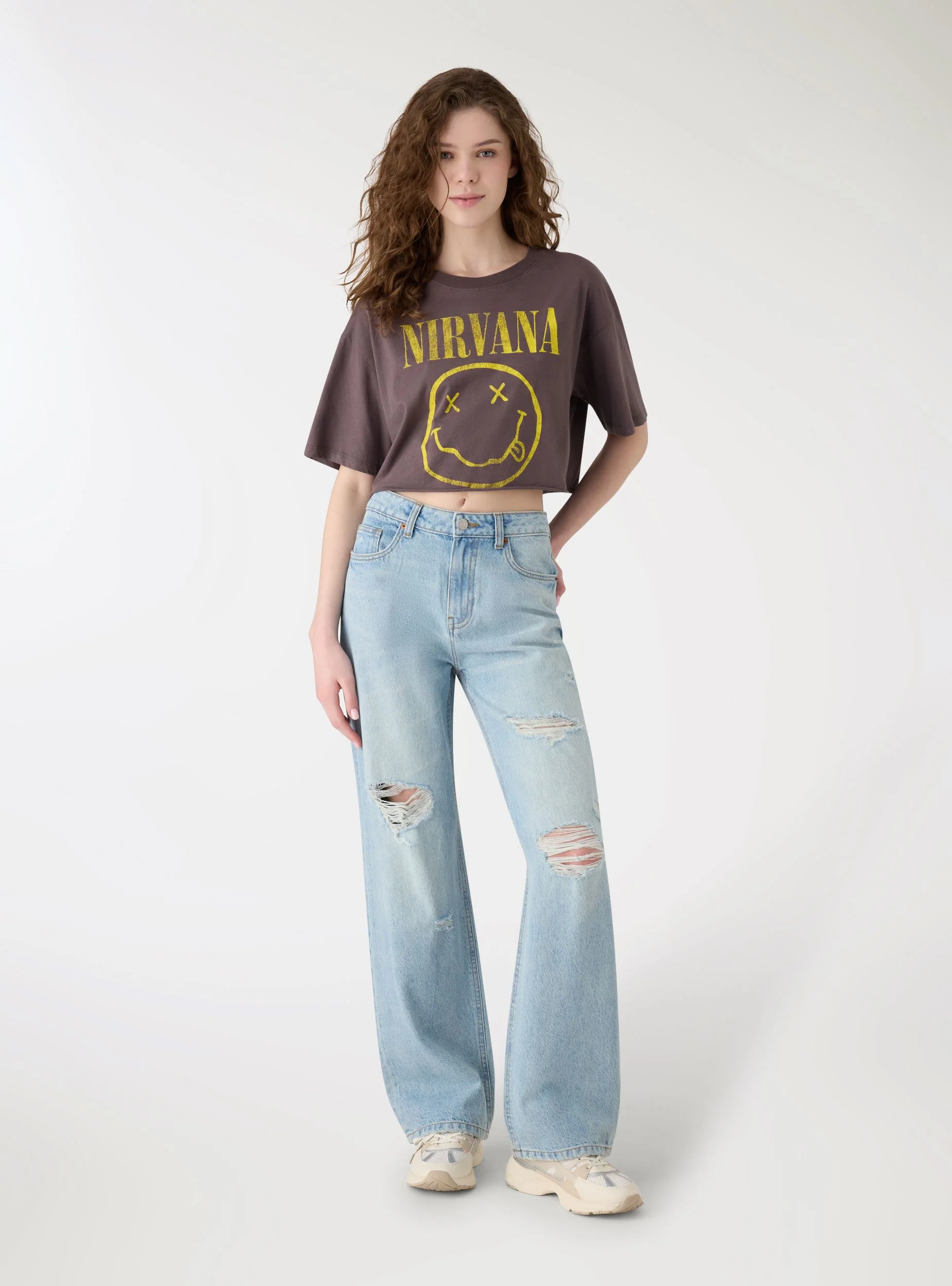 Jeans wide leg con strappi