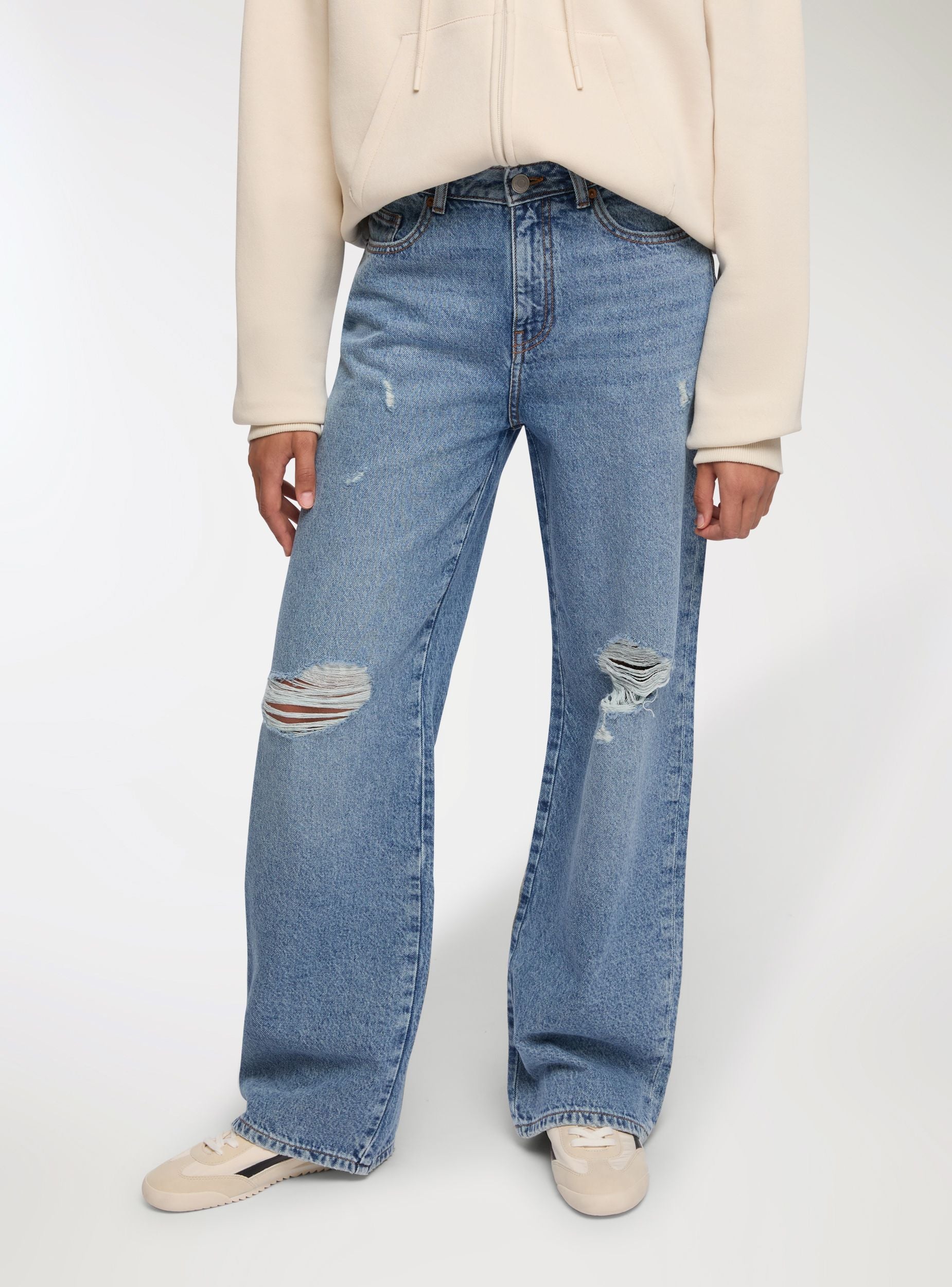 Jeans wide leg con strappi - Image 3