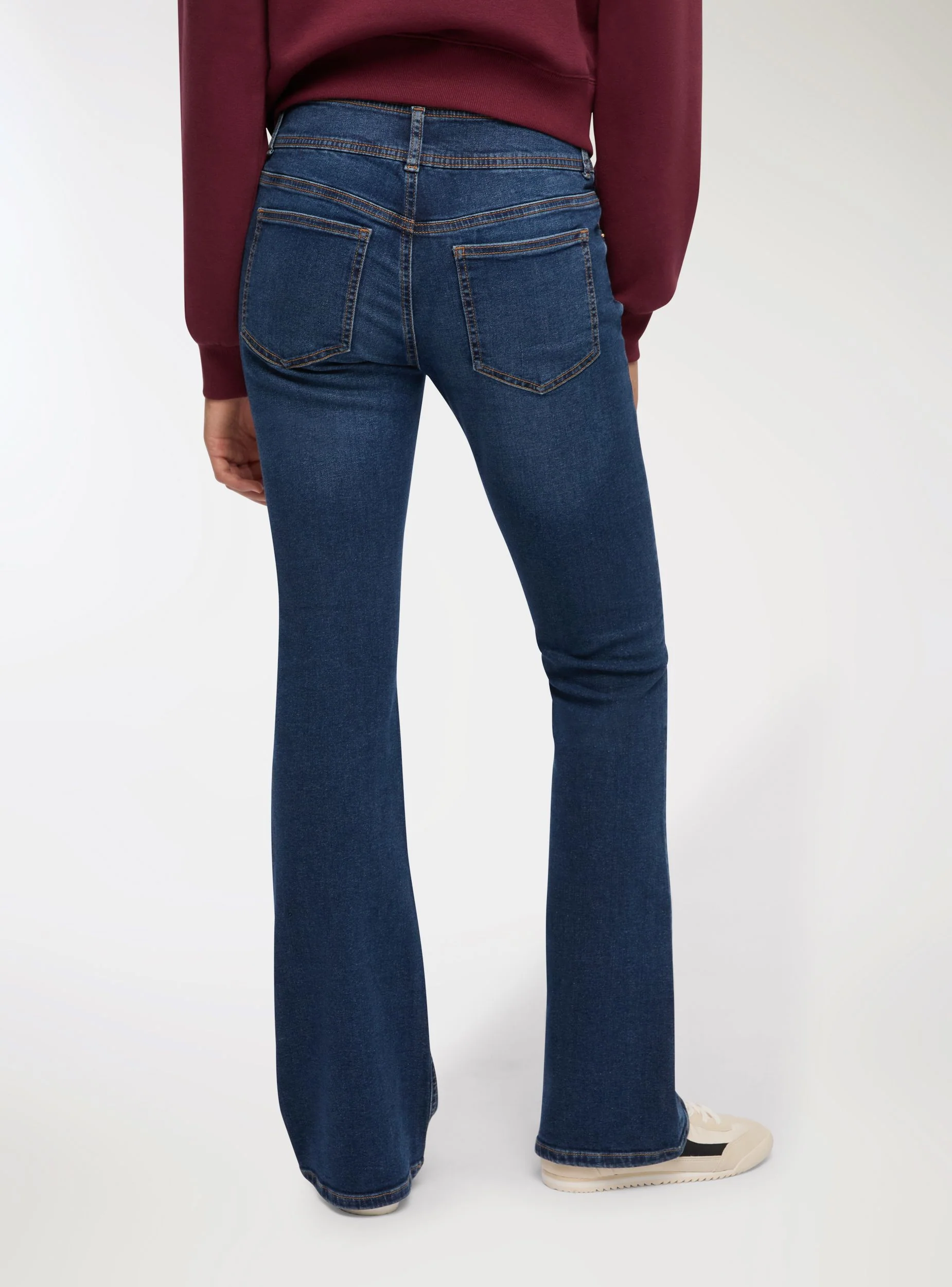 Jeans zampa a vita bassa - Image 4