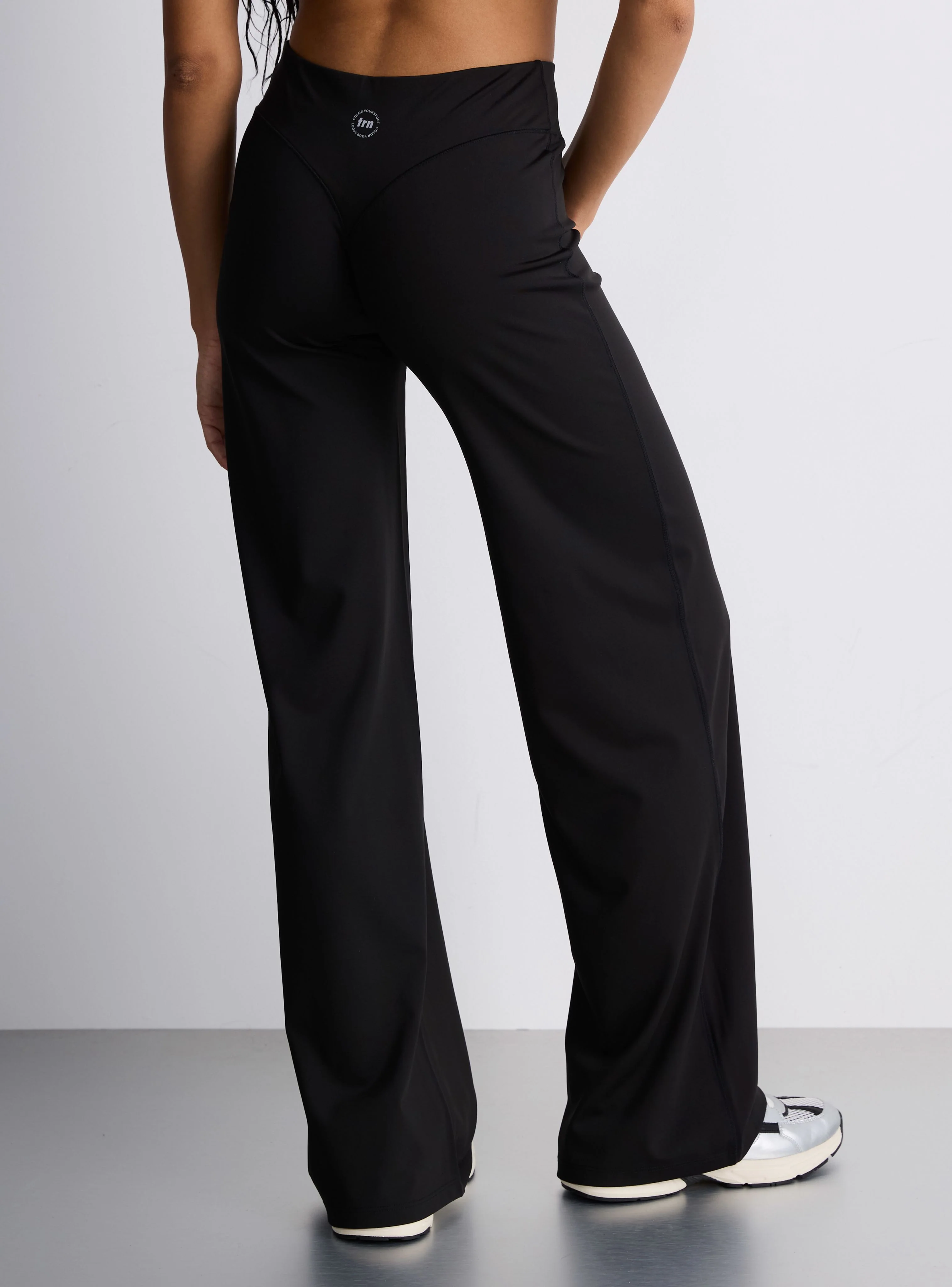 Leggings sportivo a gamba ampia tinta unita - Image 2