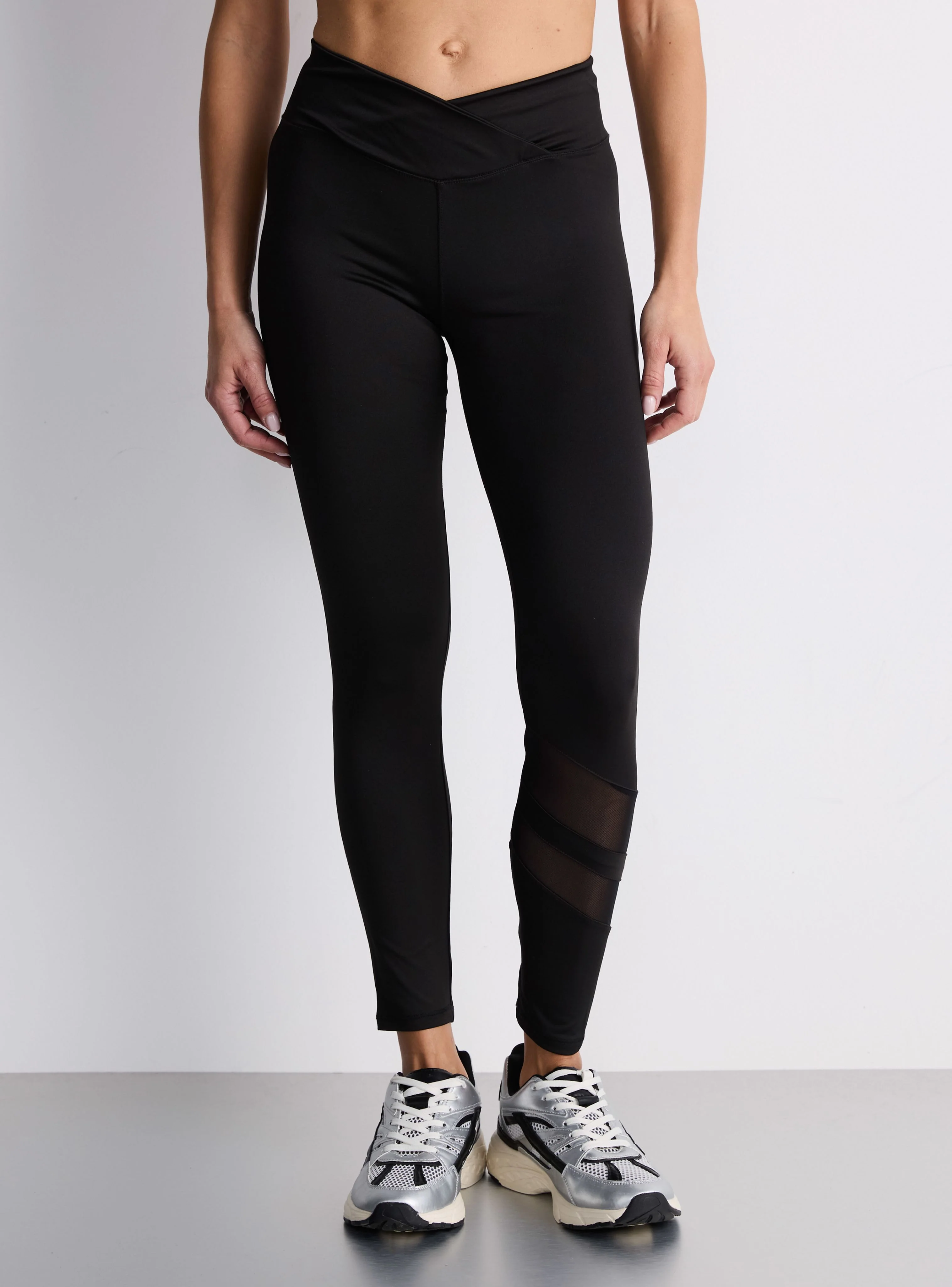 Leggings sportivo con inserto in tulle - Image 3