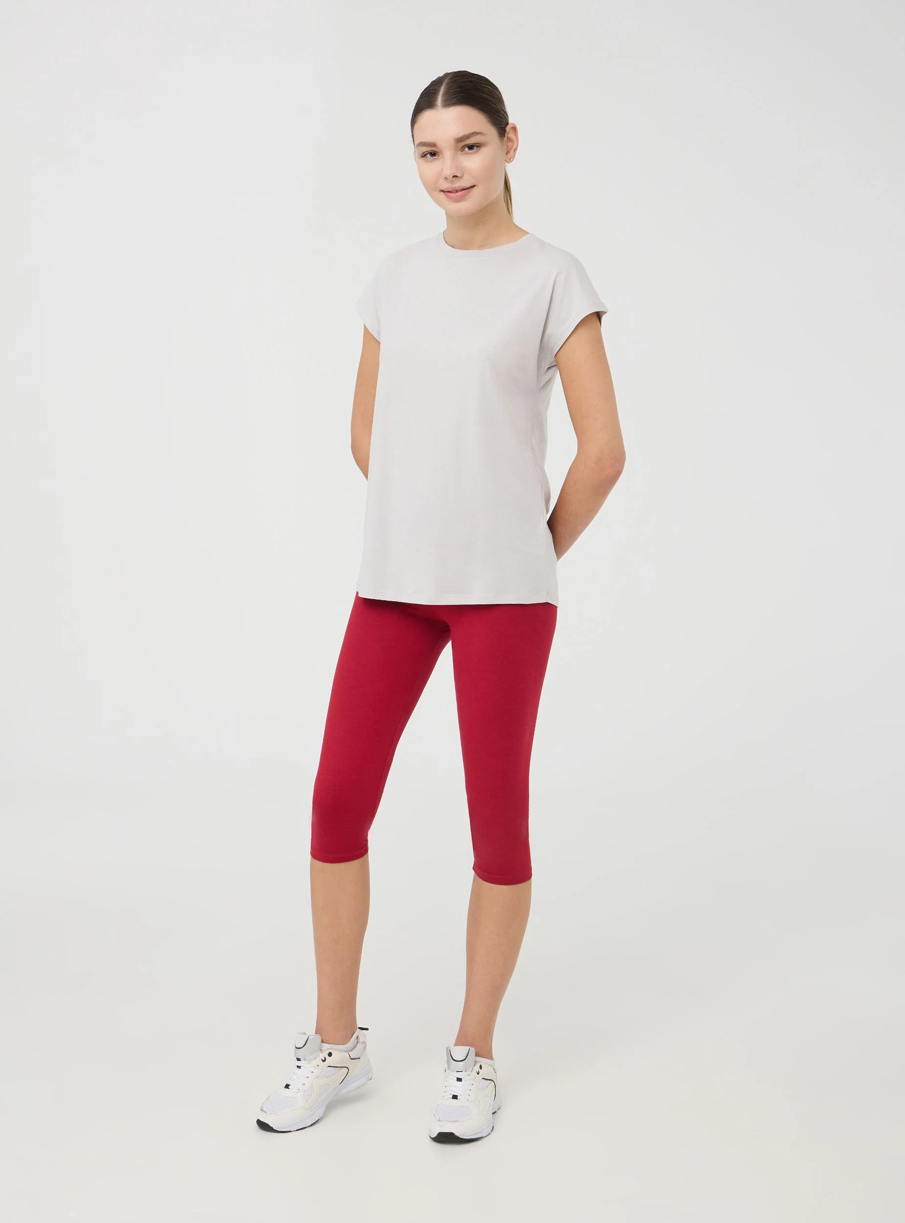 Leggings tre quarti tinta unita - Image 2