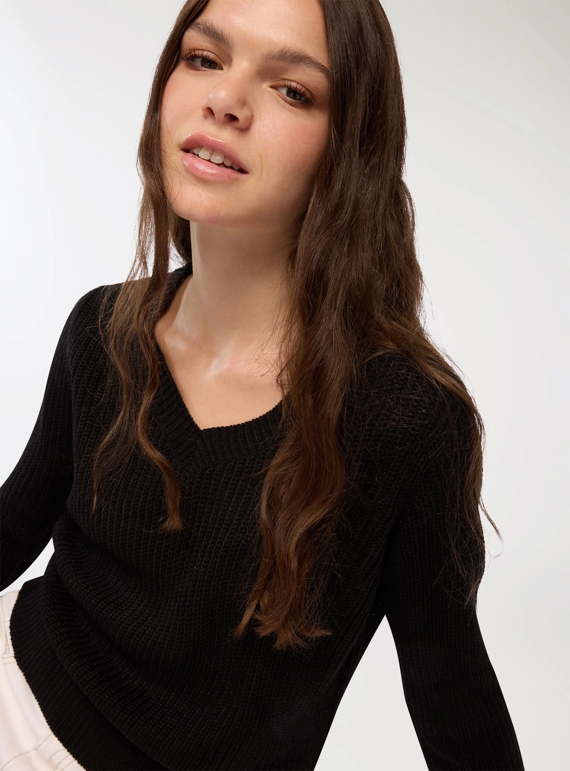 Maglia a costa inglese con scollo a v - Image 4