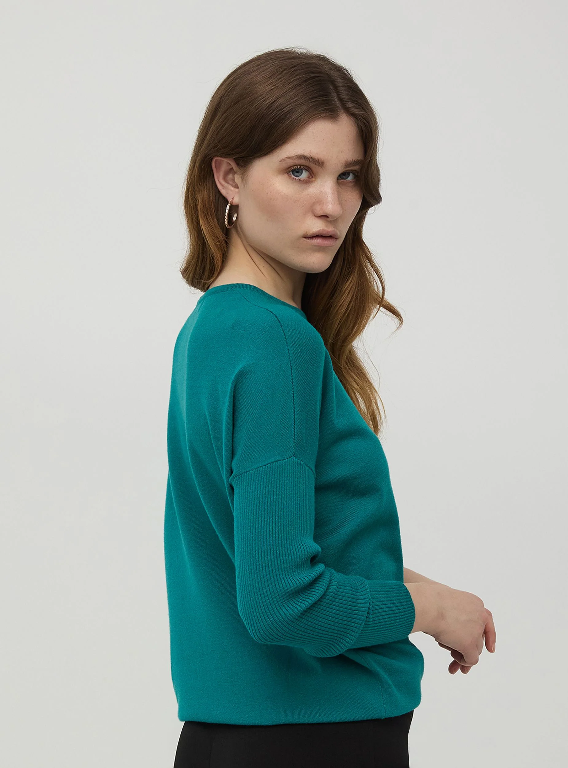 Maglia ampia con maniche aderenti