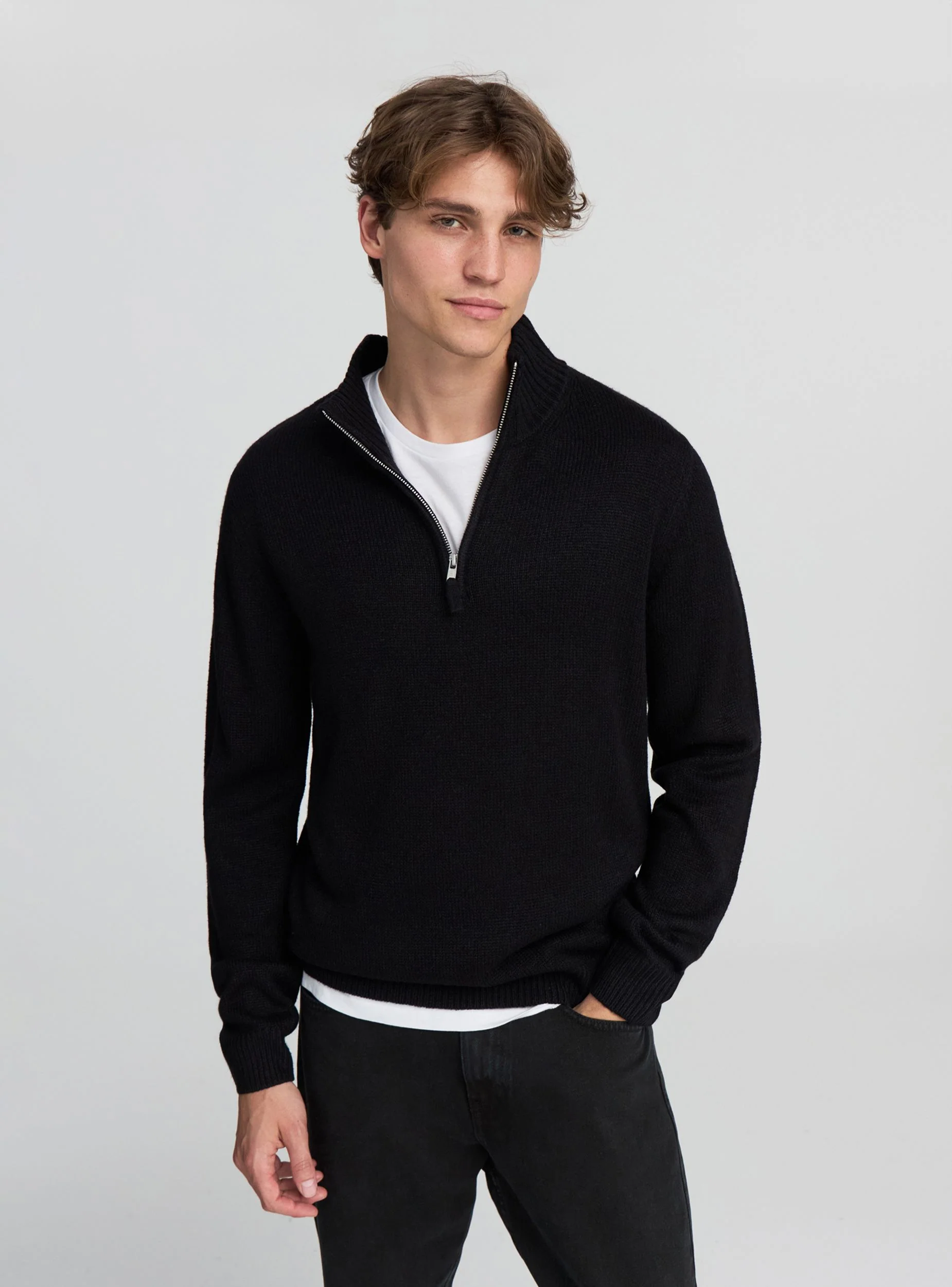 Maglia collo alto con zip - Image 2