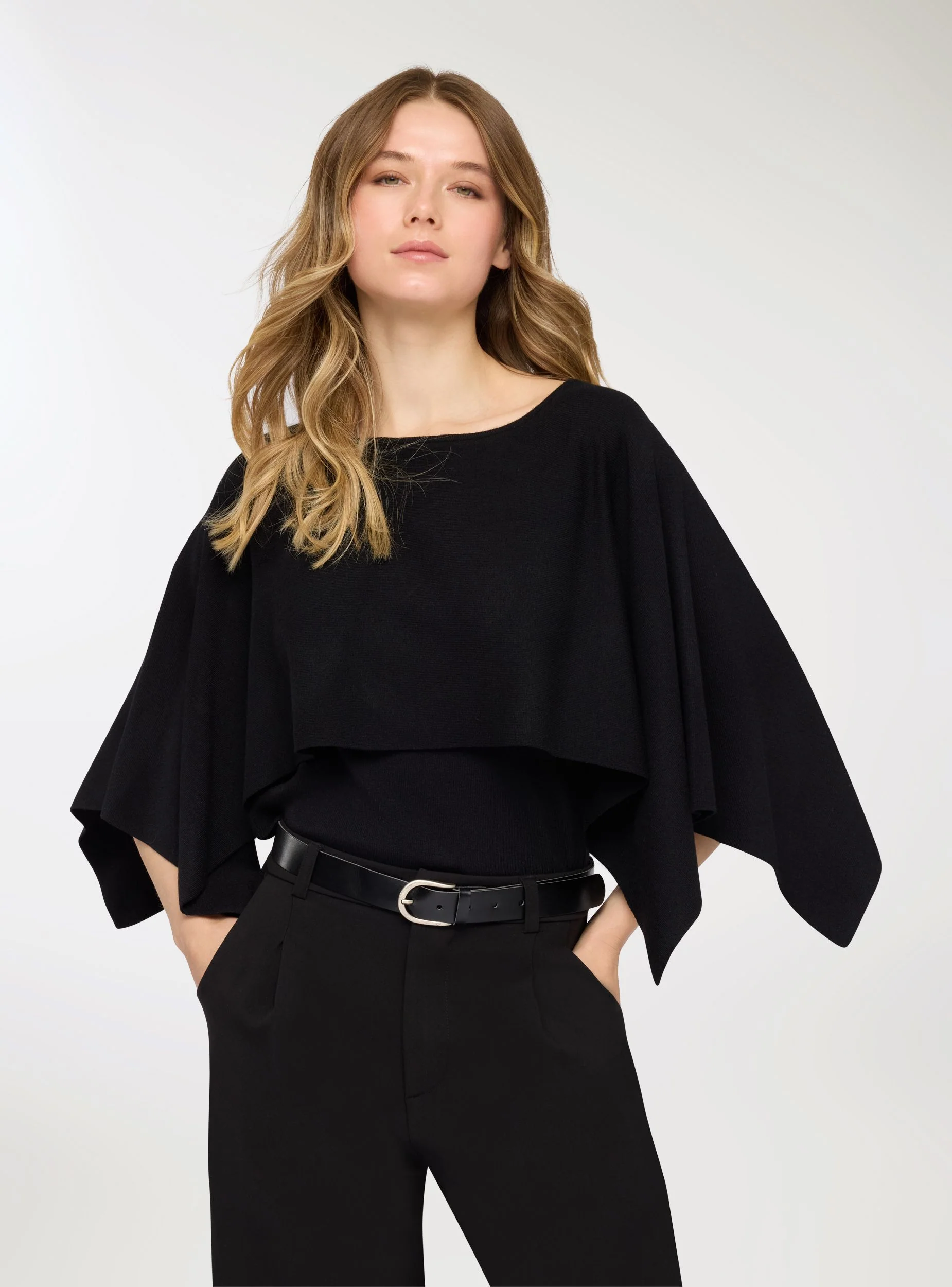 Maglia crop a mantella - Image 2