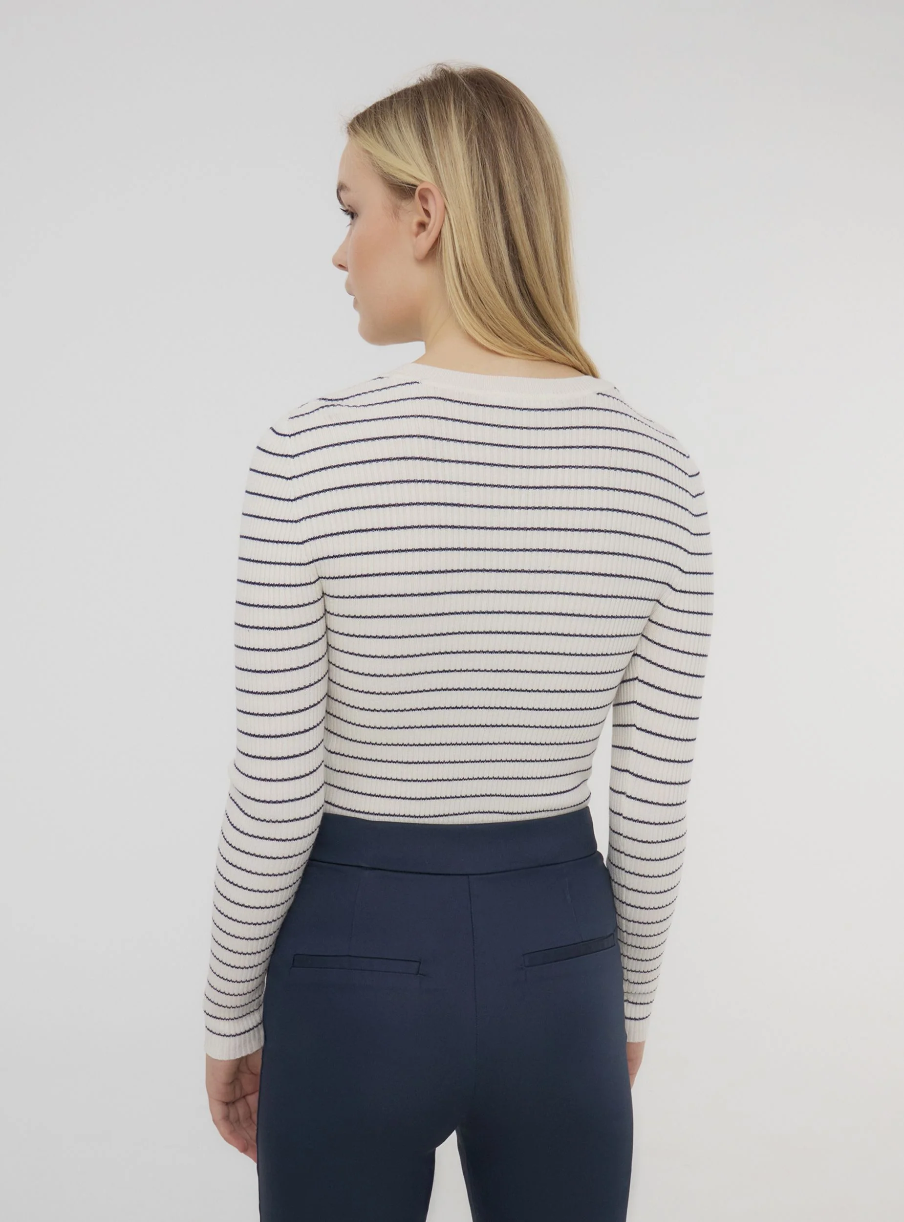 Maglia crop a righe a costine