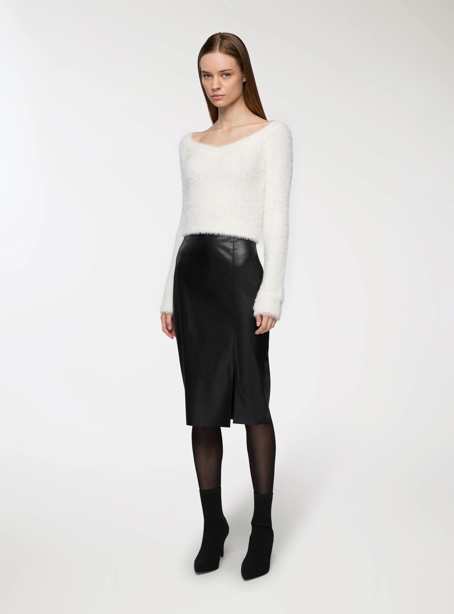 Maglia crop con ampio scollo a V - Image 4