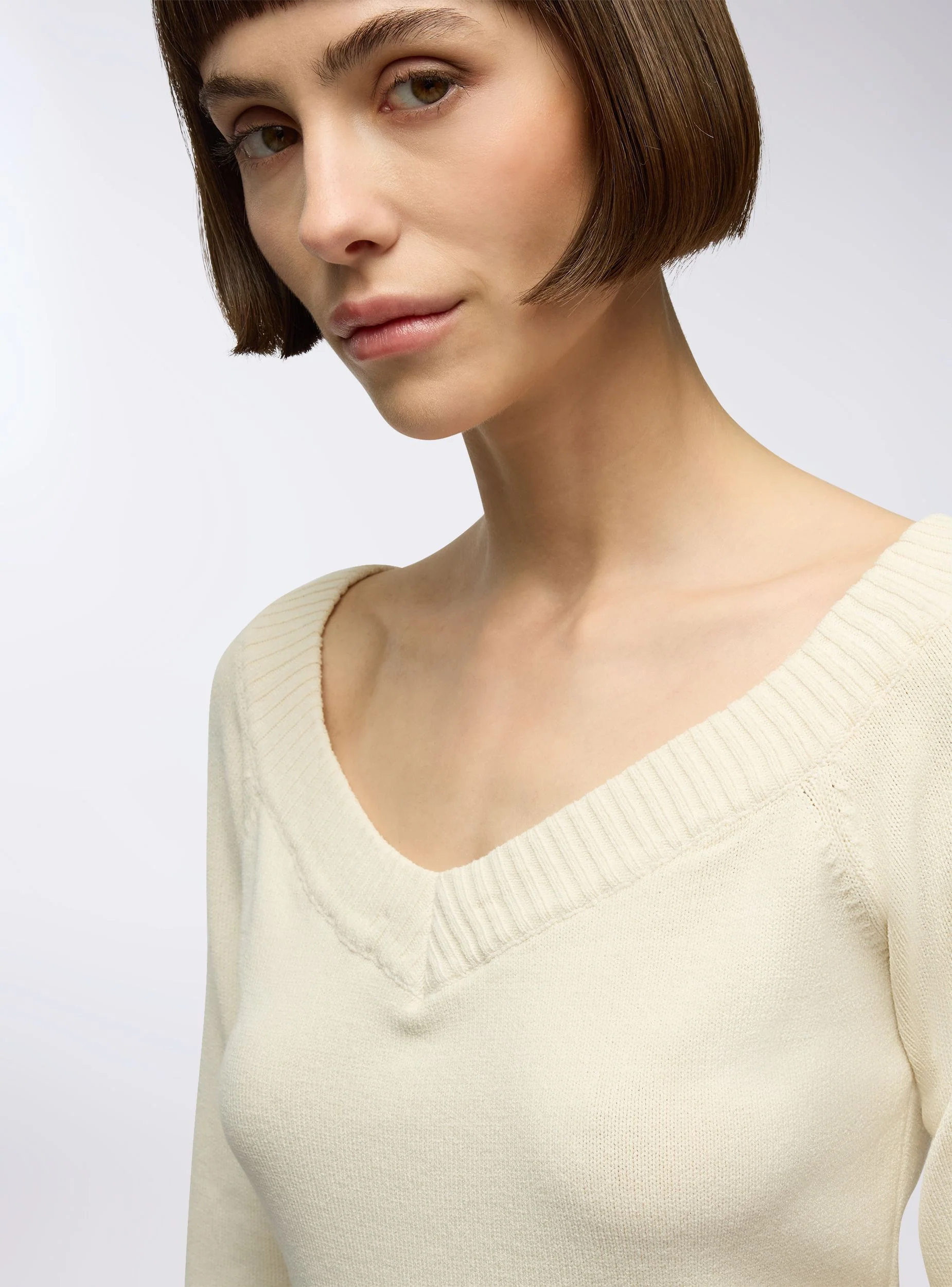 Maglia crop con scollo a V - Image 3