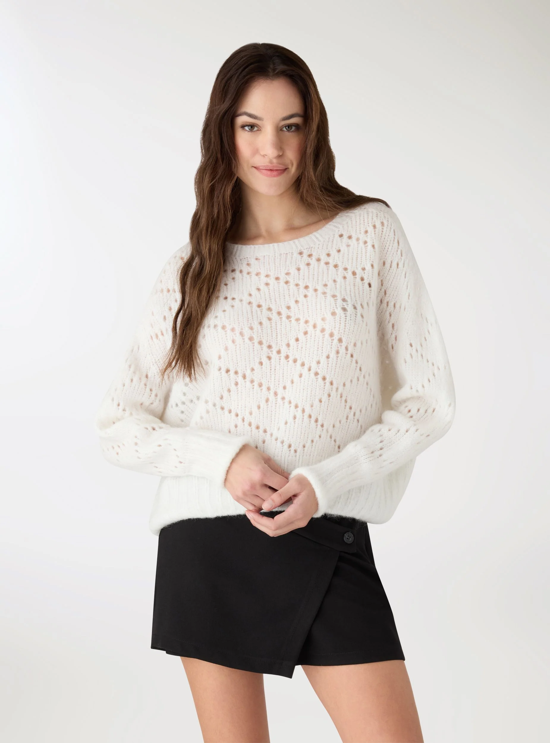 Maglia traforata con scollo tondo - Image 8