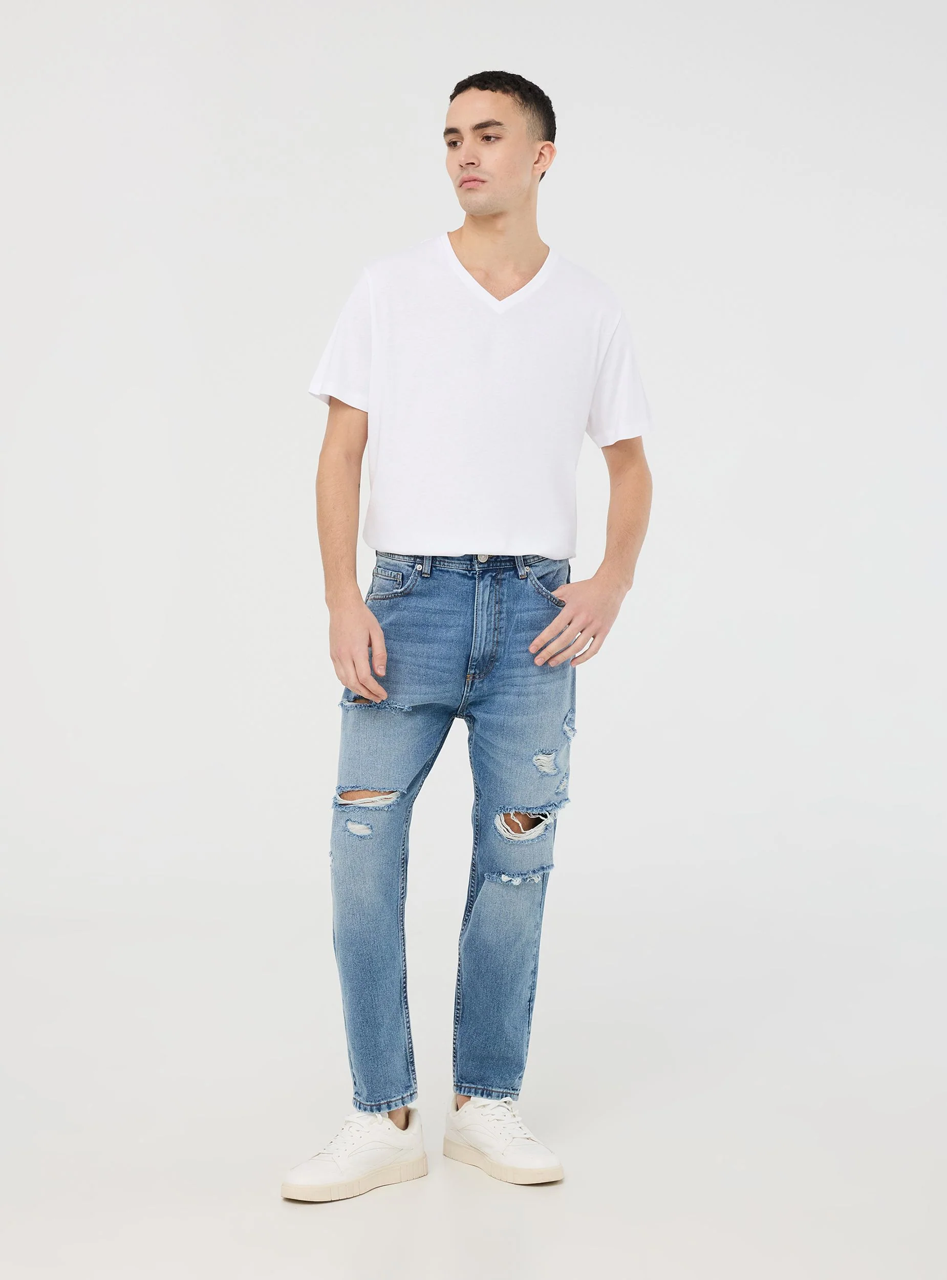 Pack 2 t-shirt basic con scollo a v - Image 2