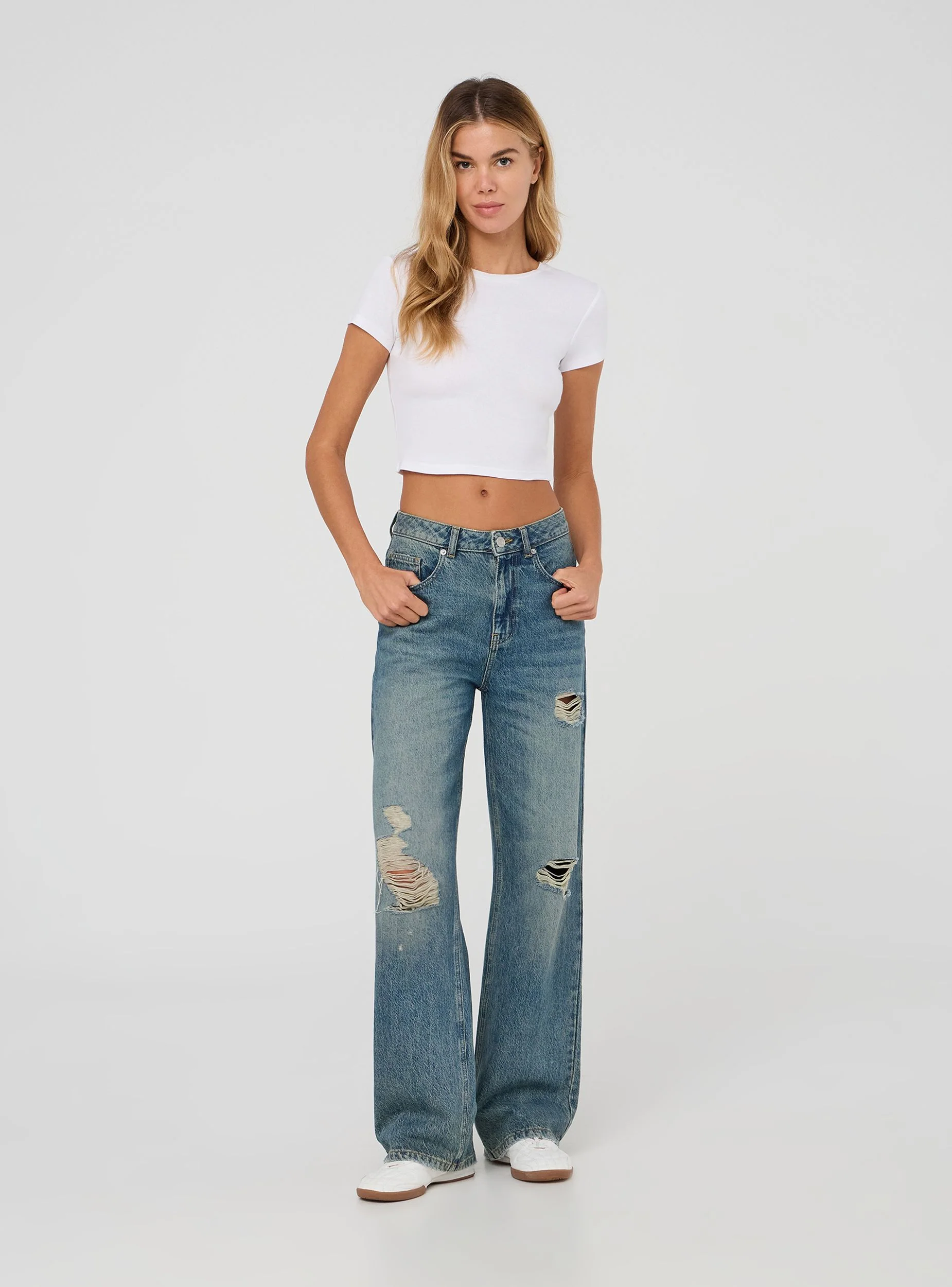 Pack 2 t-shirt crop aderenti a tinta unita - Image 2