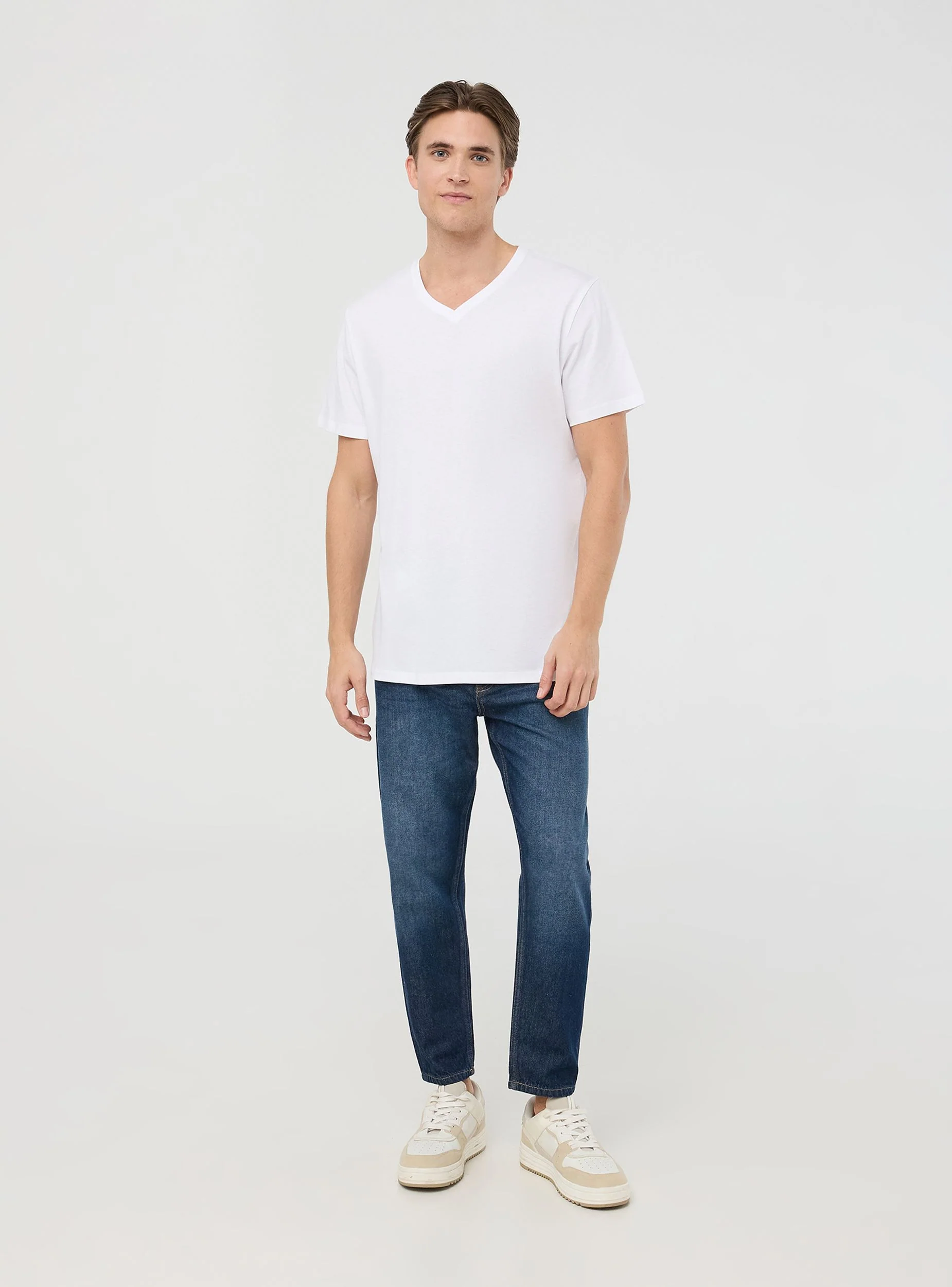 Pack 3 t-shirt basic con scollo a v - Image 3