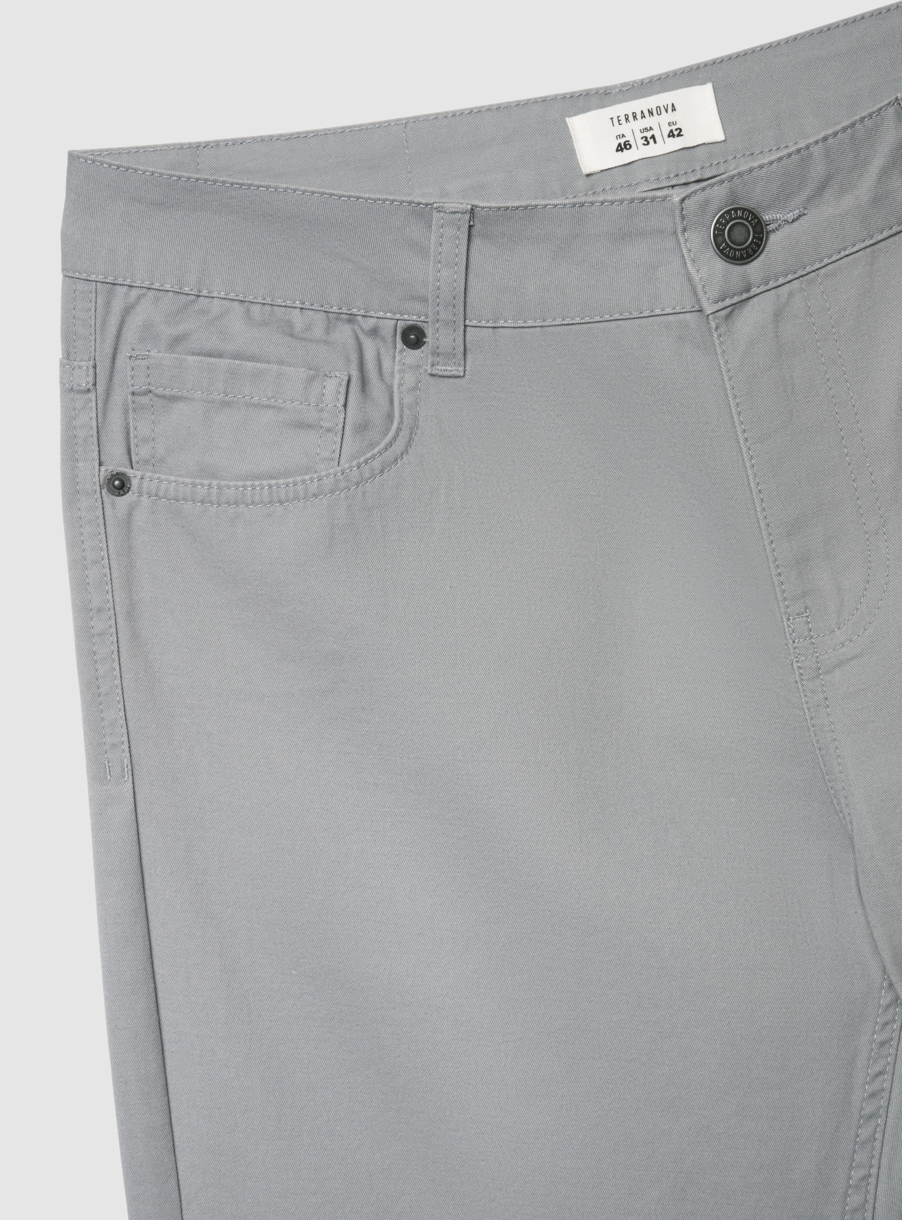 Pantaloncini a 5 tasche con risvolto - Image 5