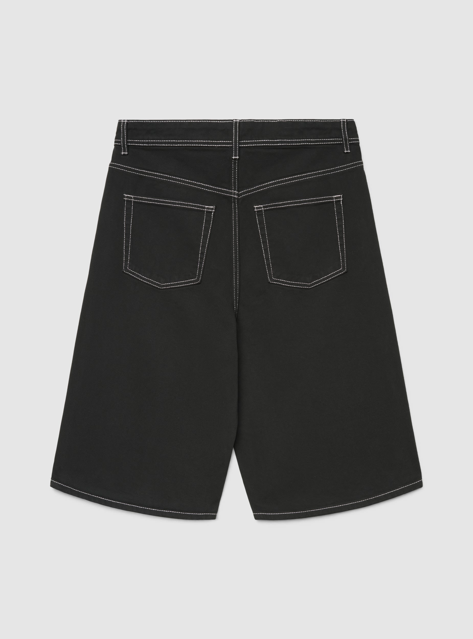 Pantaloncini baggy in denim con cuciture a contrasto - Image 6