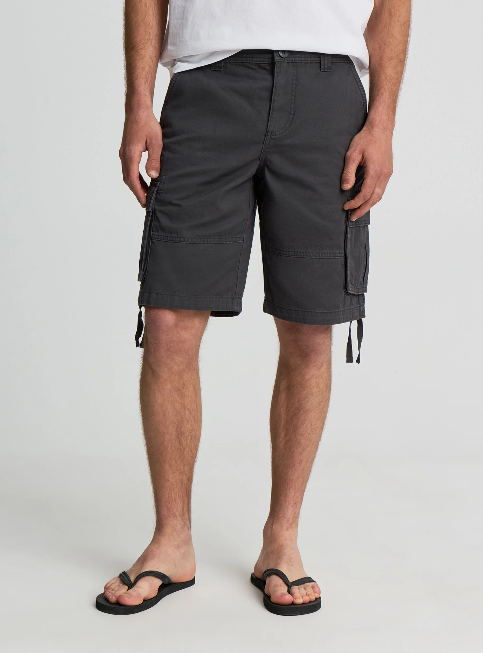 Pantaloncini cargo a tinta unita - Image 3