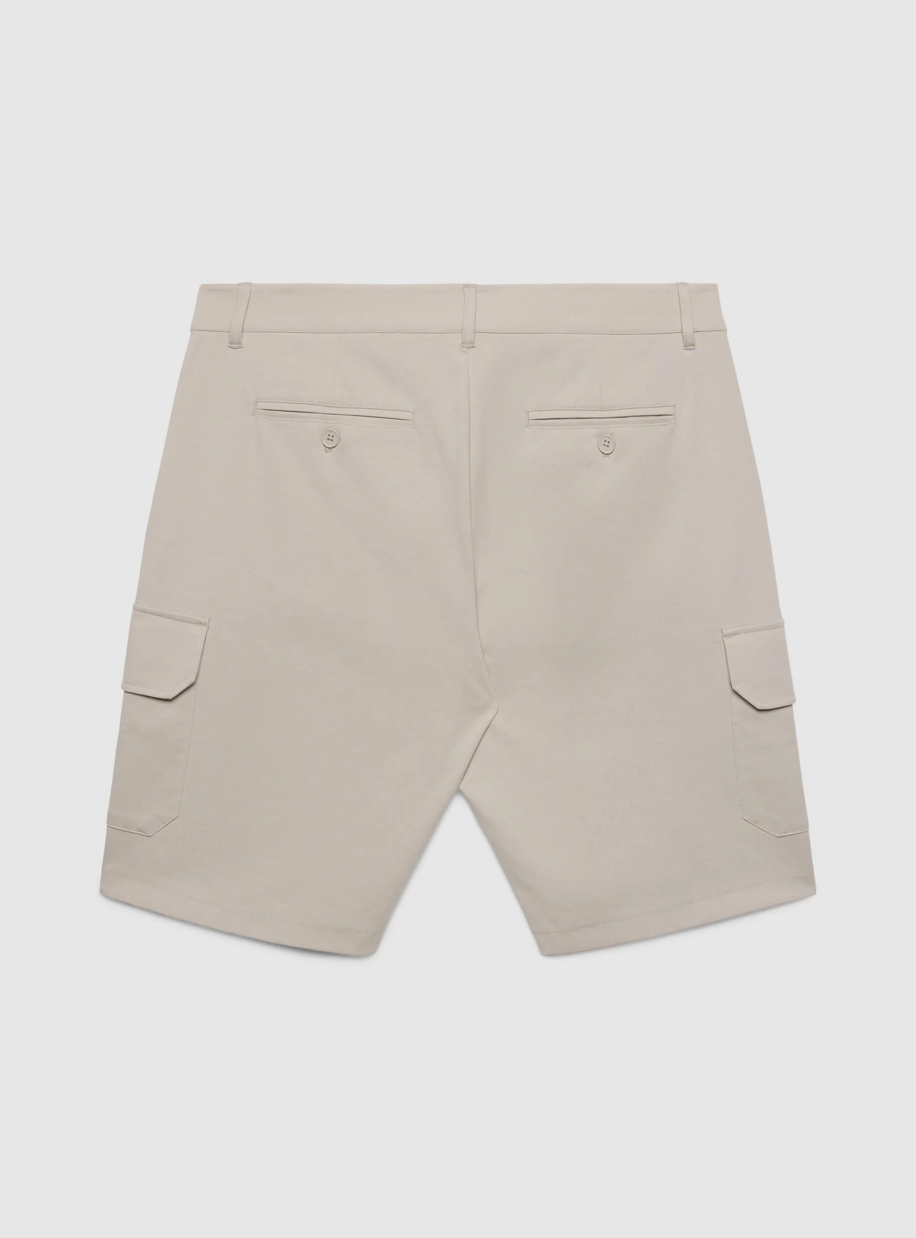 Pantaloncini cargo a tinta unita - Image 7