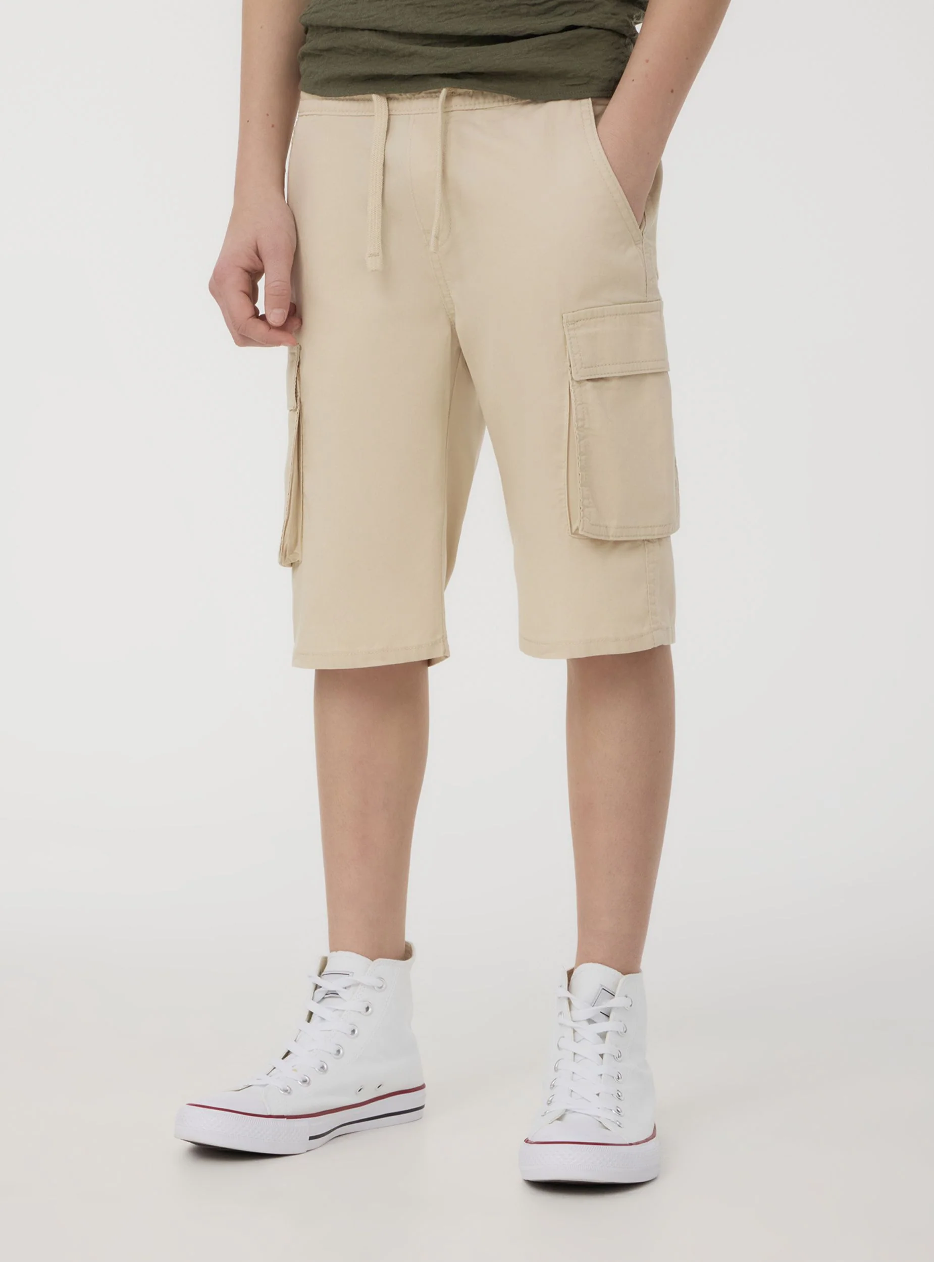 Pantaloncini cargo con coulisse - Image 7