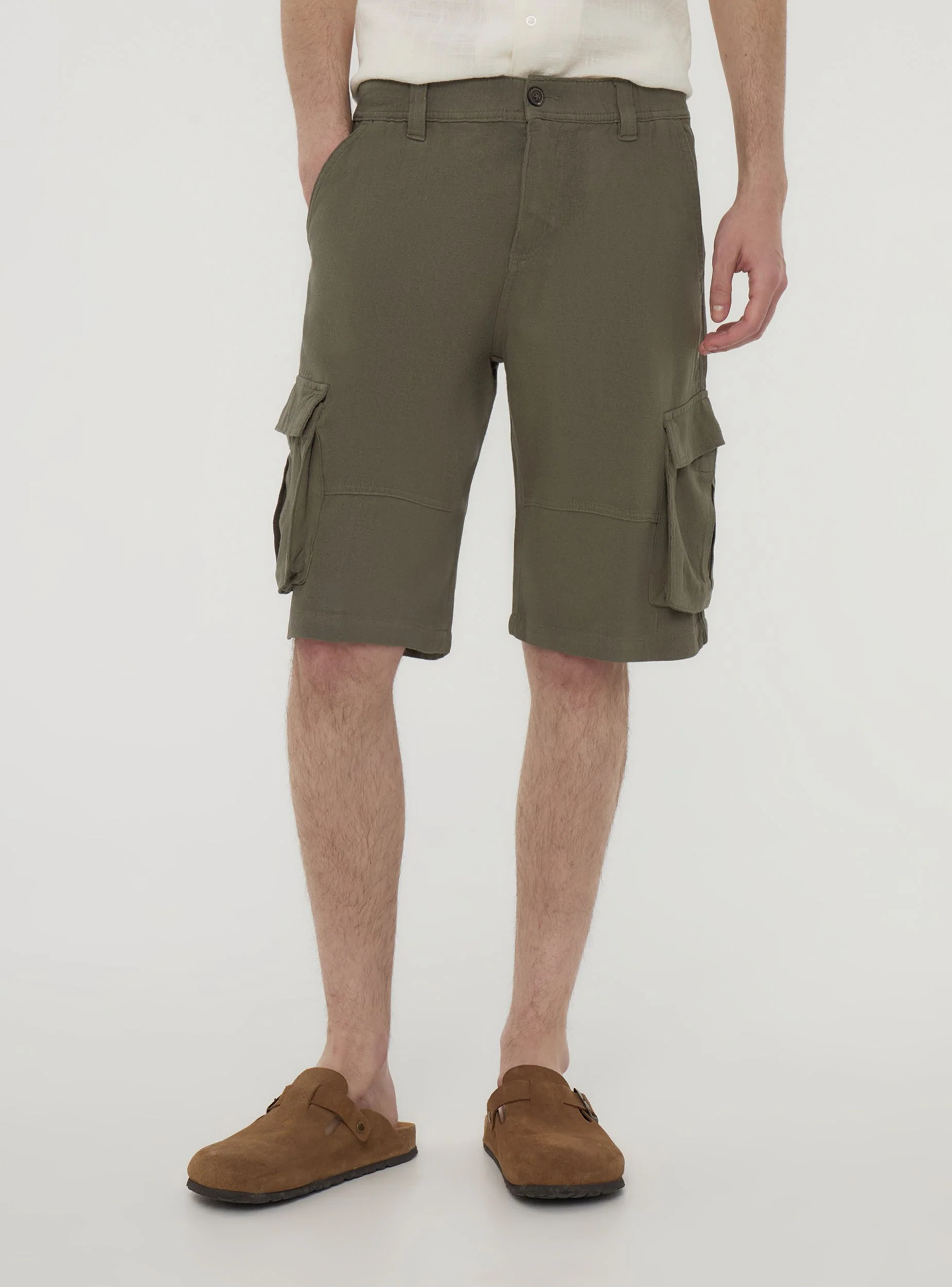 Pantaloncini cargo in misto lino
