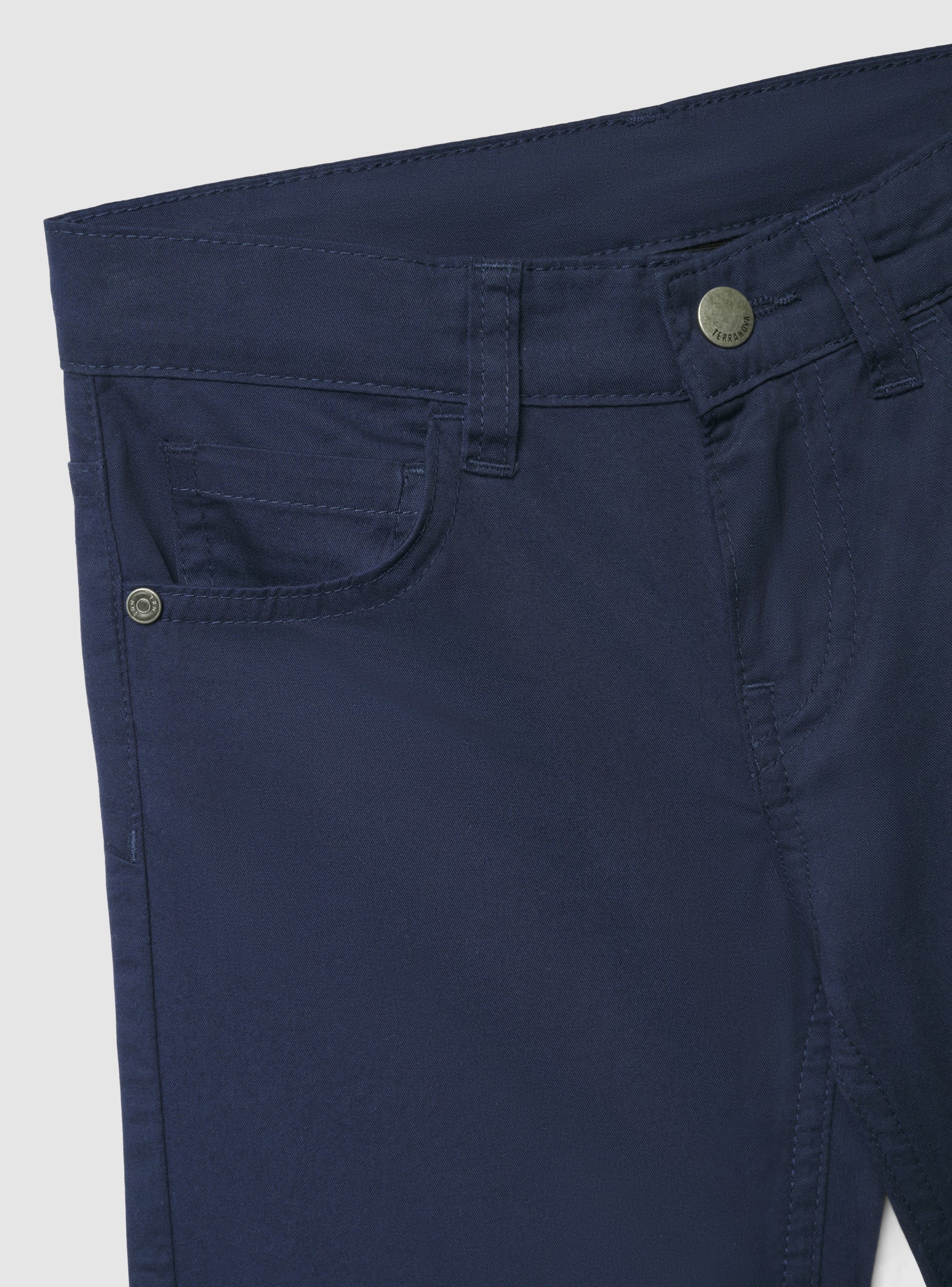 Pantaloncini chino a 5 tasche - Image 7