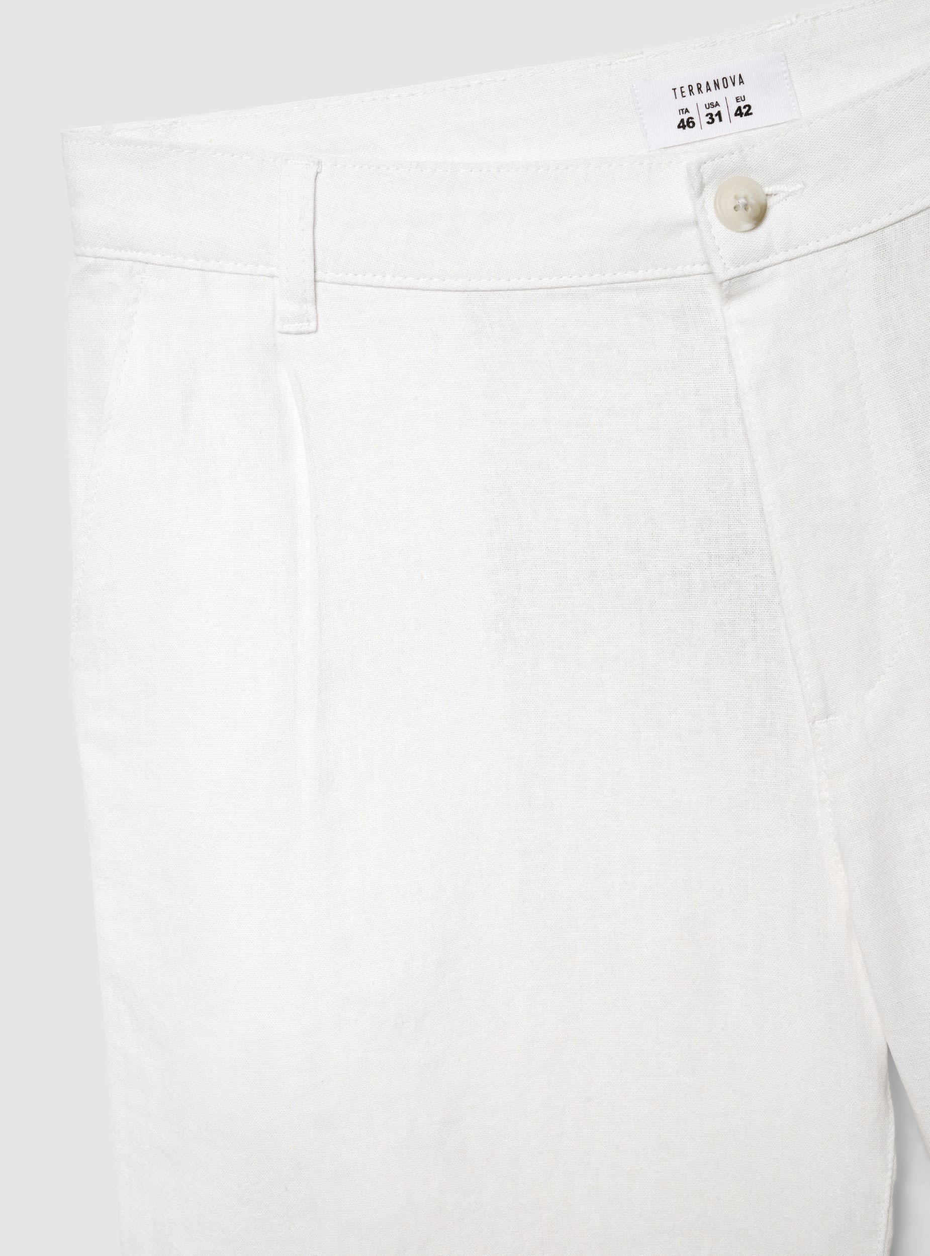Pantaloncini chino in lino con pinces - Image 7