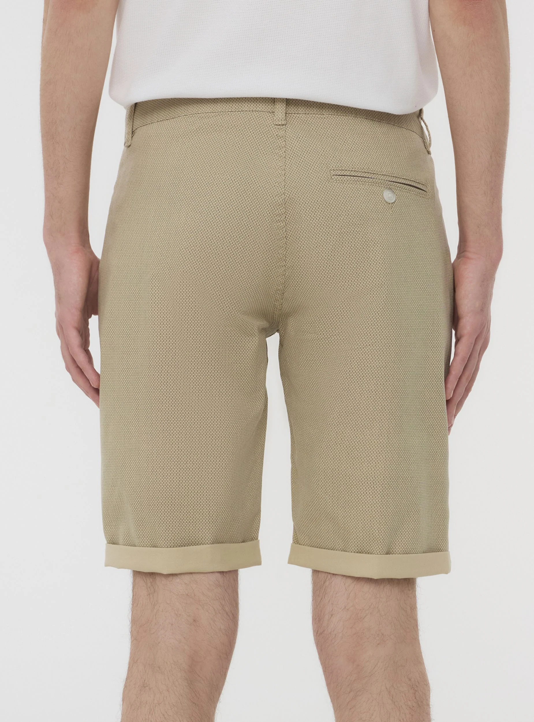 Pantaloncini con microfantasia geometrica - Image 2