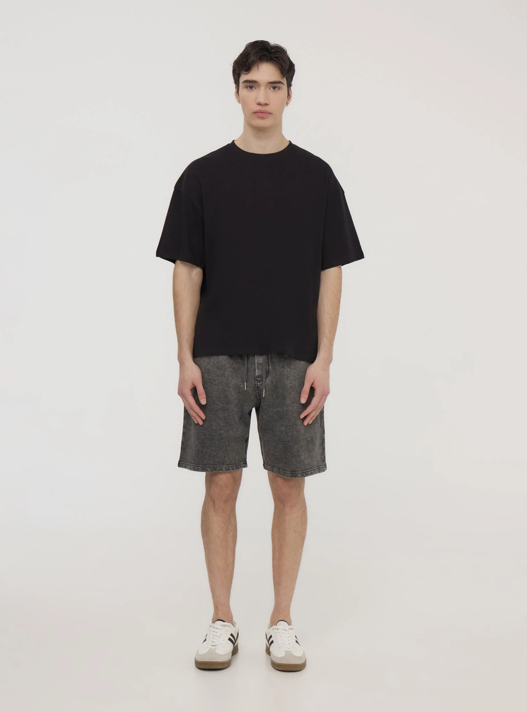Pantaloncini tuta effetto slavato - Image 3