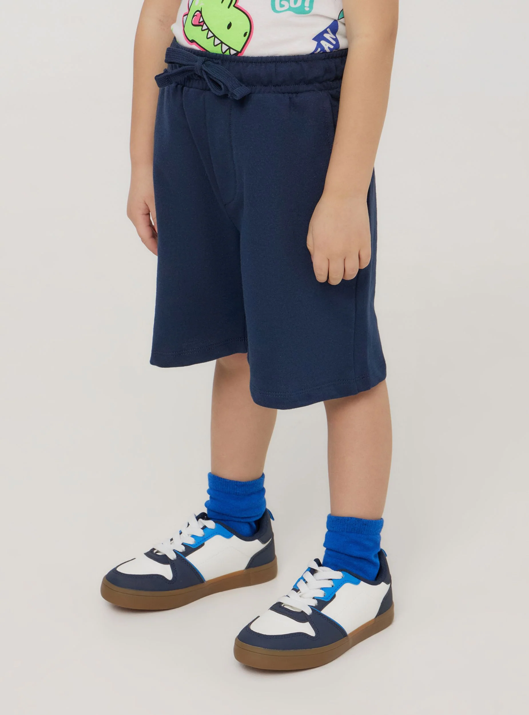 Pantaloncini tuta leggeri con coulisse - Image 3