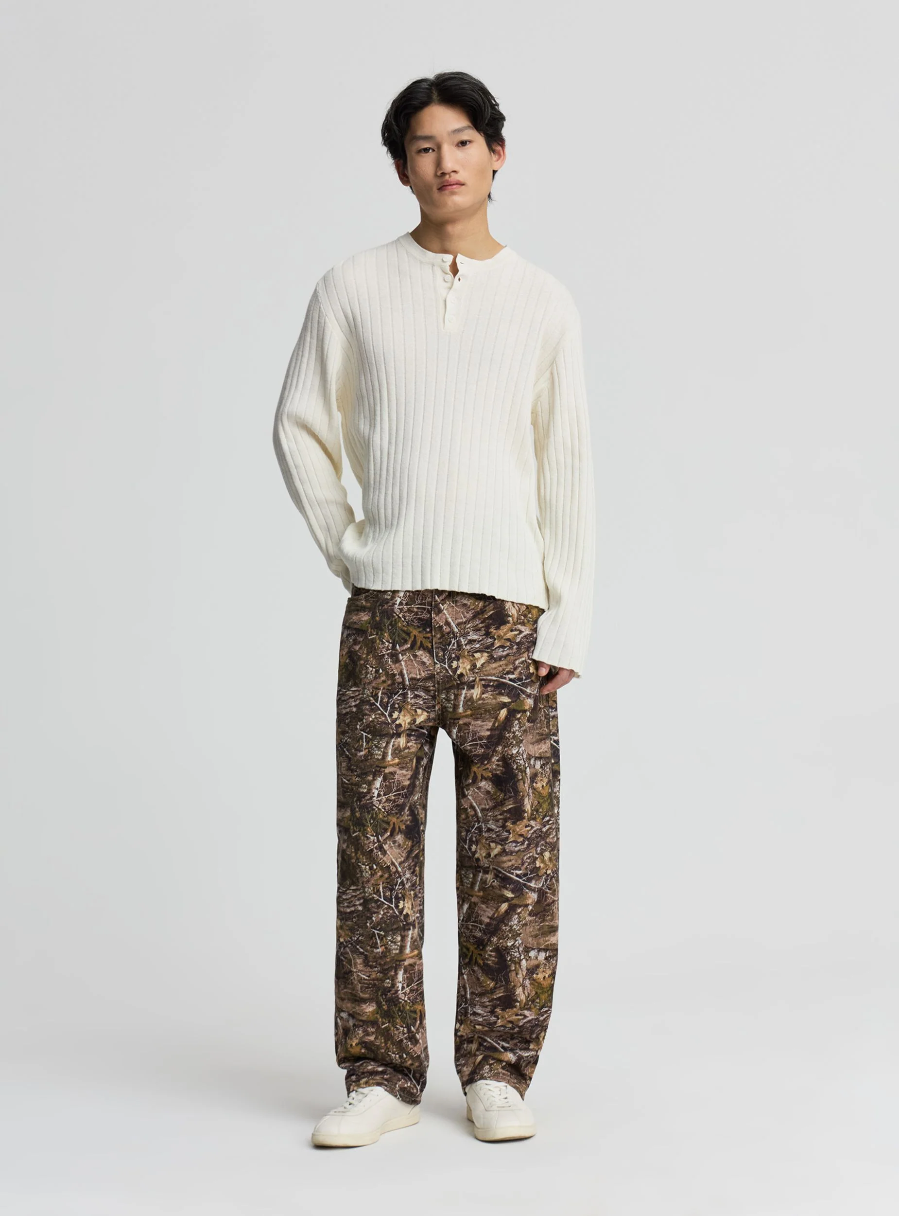 Pantalone baggy con stampa camouflage effetto foliage - Image 3