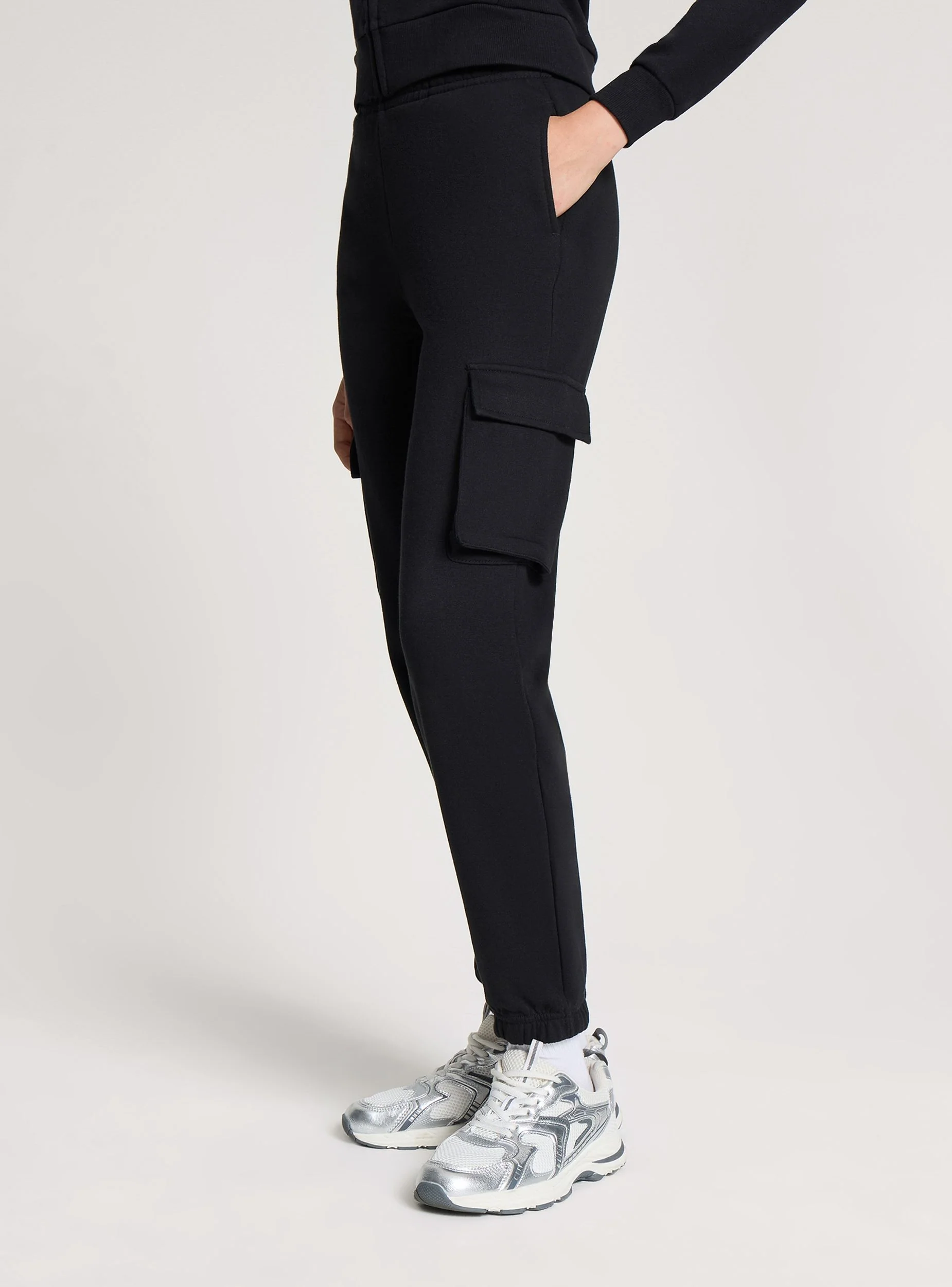 Pantalone ginnico cargo a vita alta - Image 4