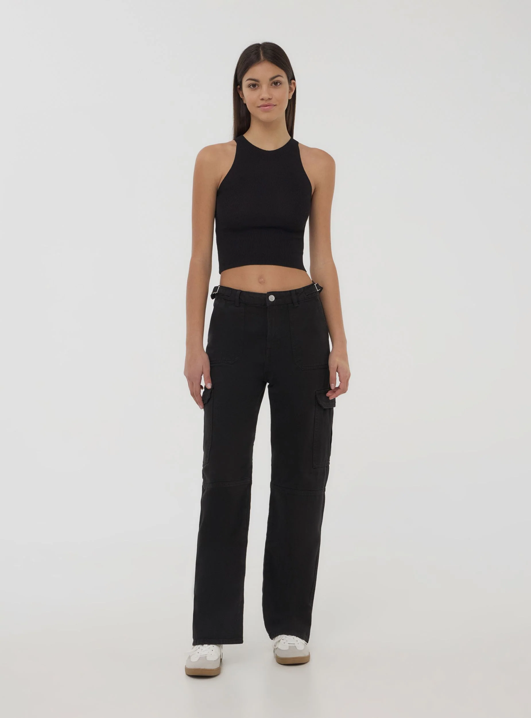 Pantaloni cargo con fascette regolabili - Image 3