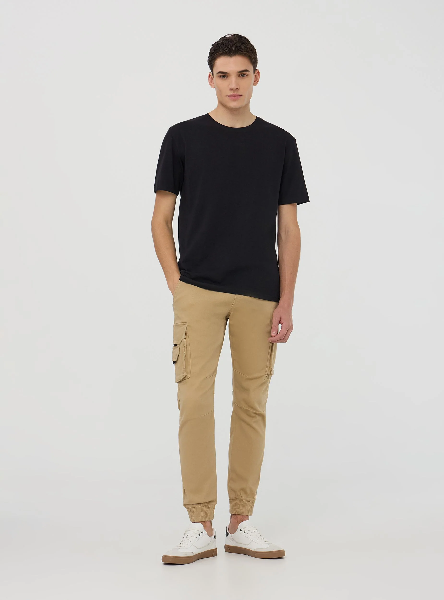 Pantaloni cargo tecnici con coulisse - Image 3
