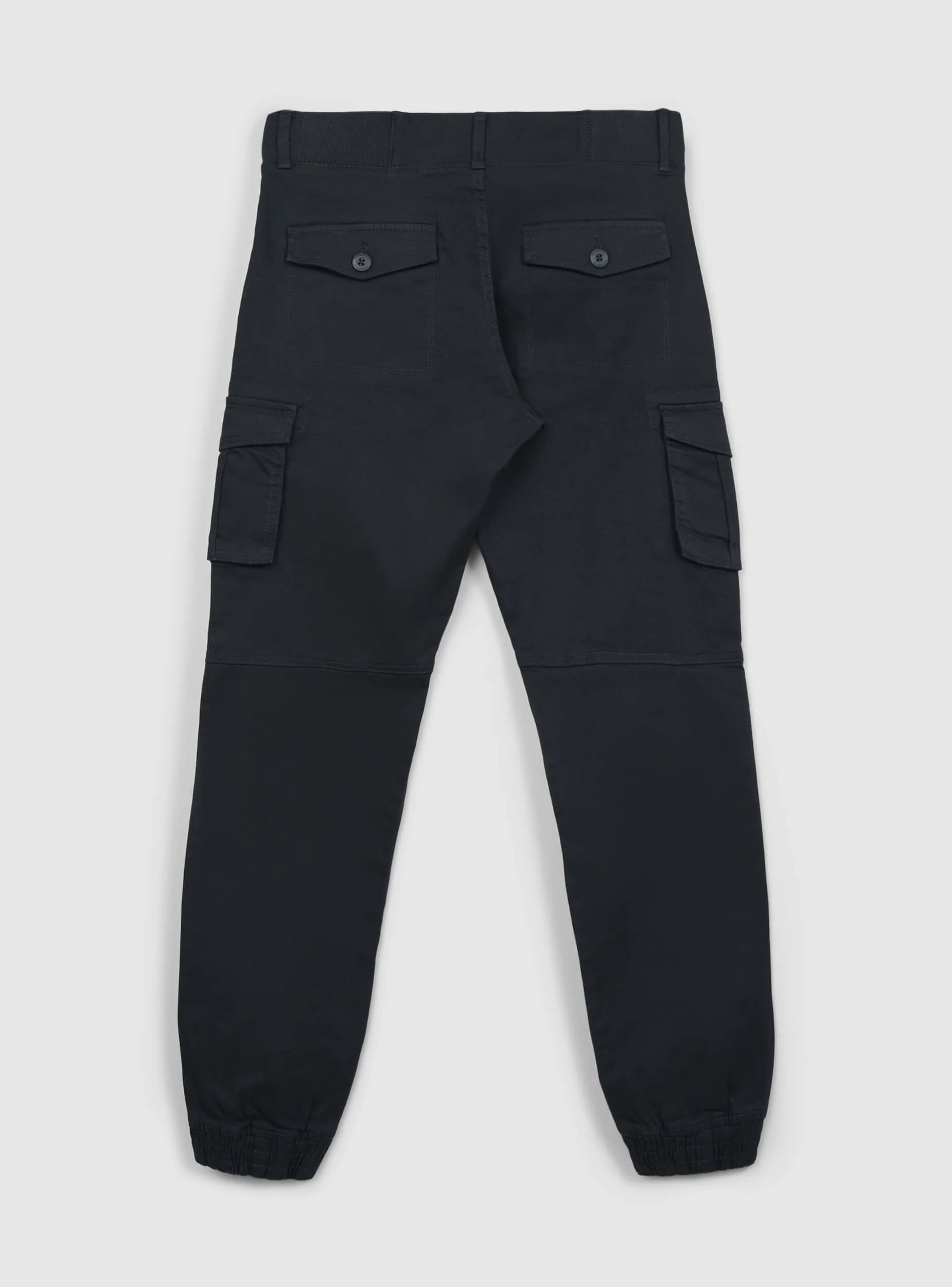 Pantaloni cargo tinta unita con polsini - Image 4