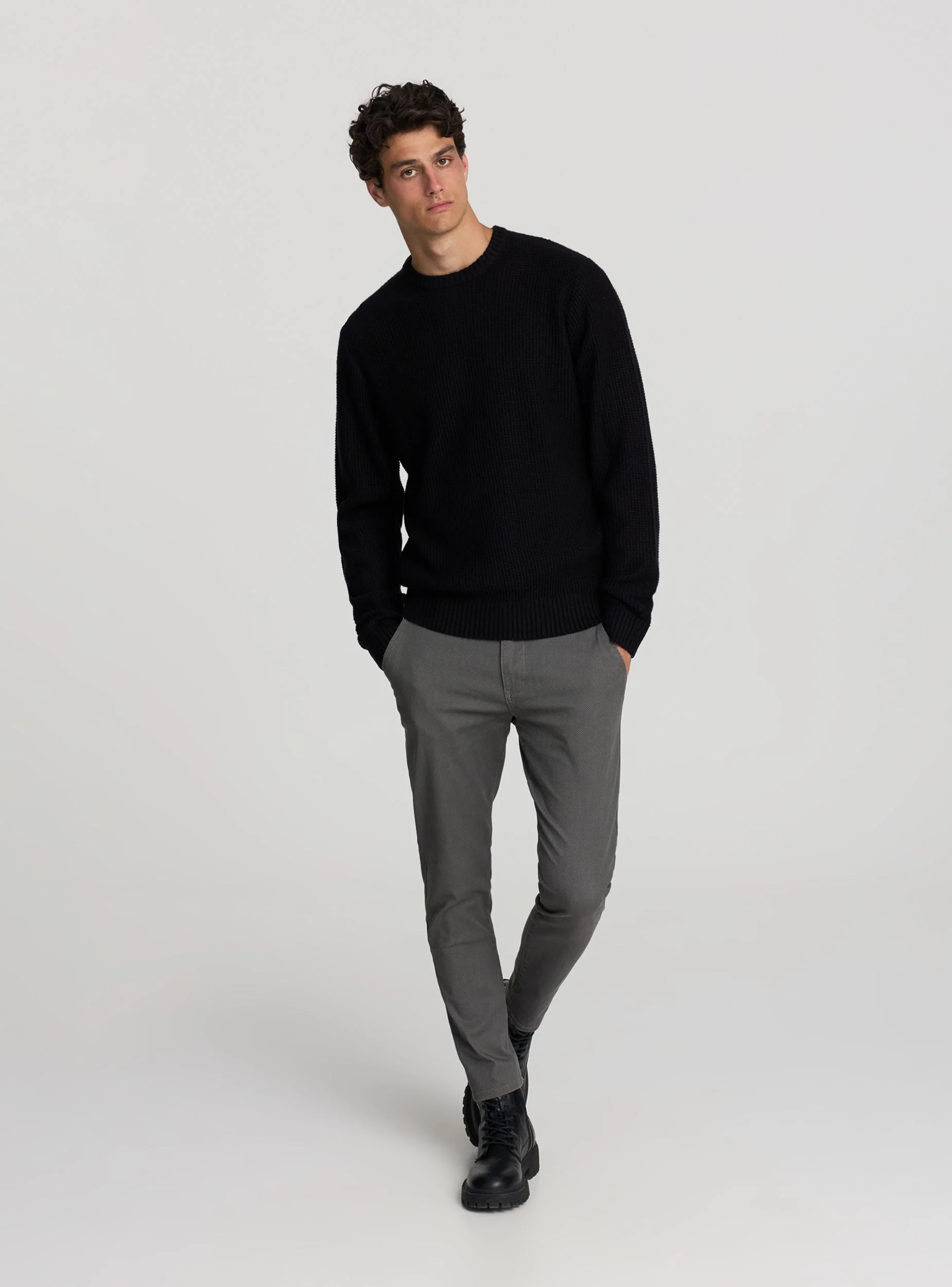 Pantaloni chino skinny microfantasia