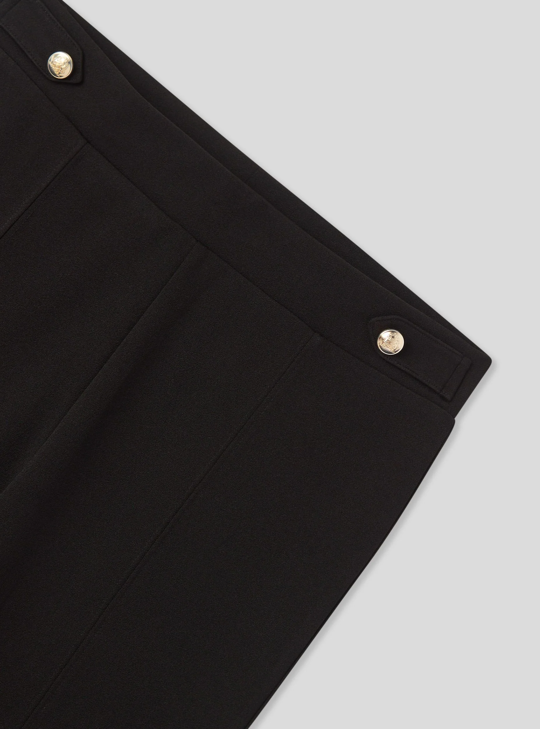 Pantaloni con bottoni decorativi - Image 3