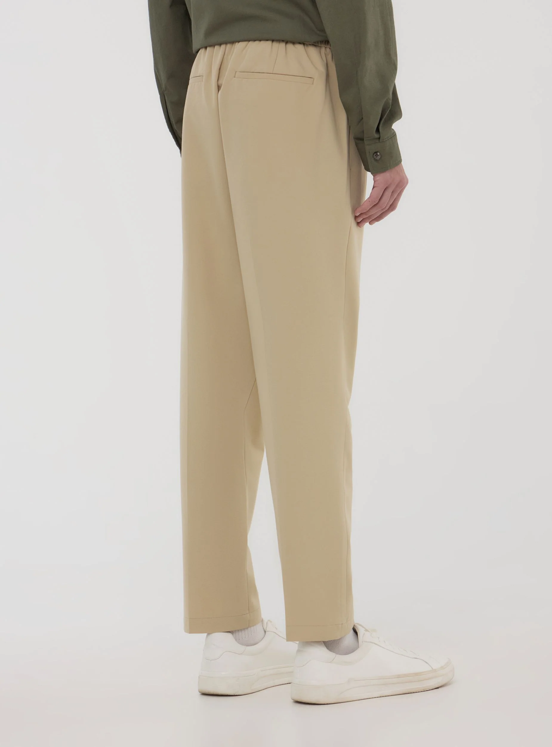 Pantaloni con elastico in vita e coulisse tinta unita - Image 2