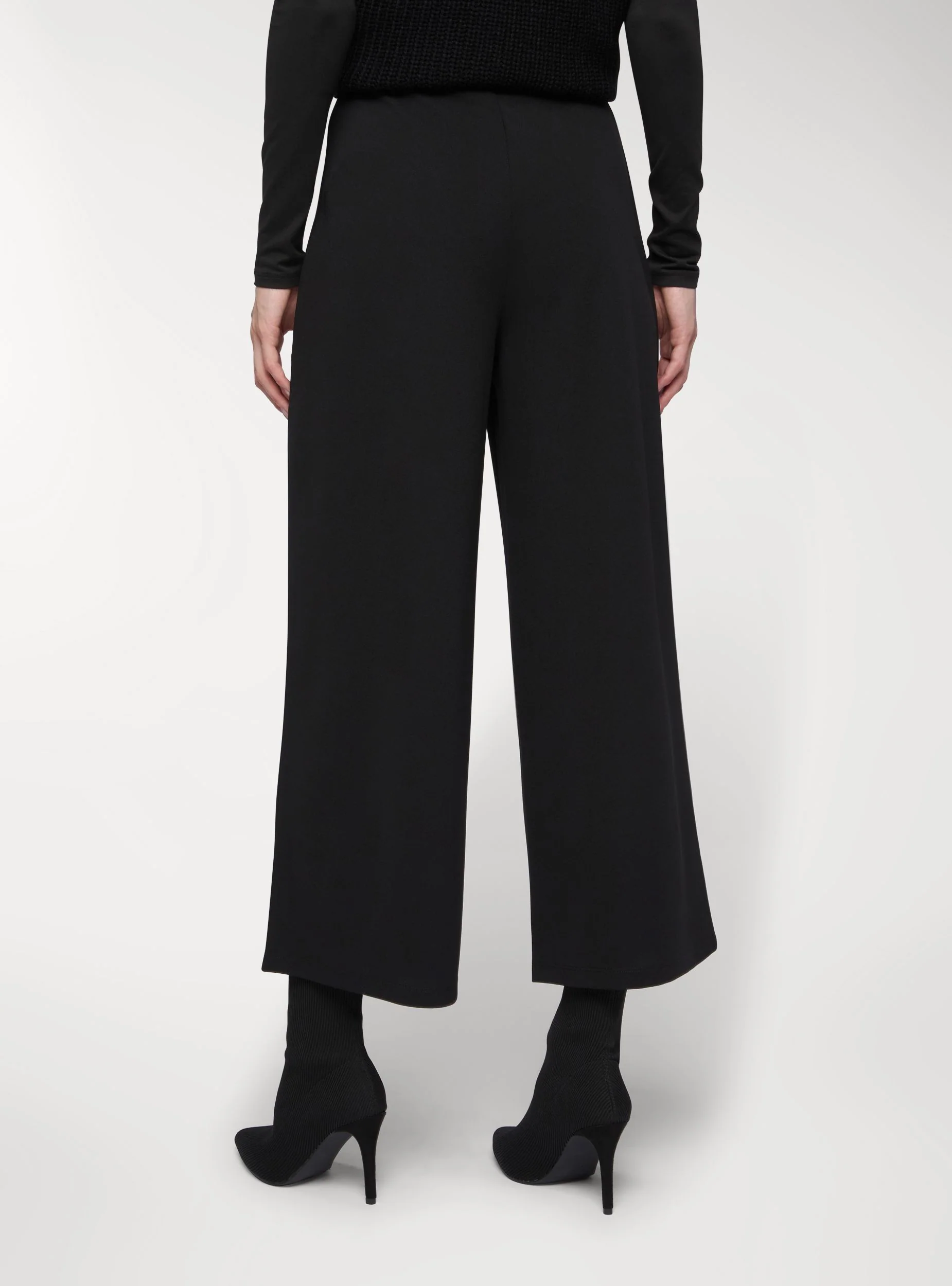 Pantaloni culotte tinta unita - Image 2