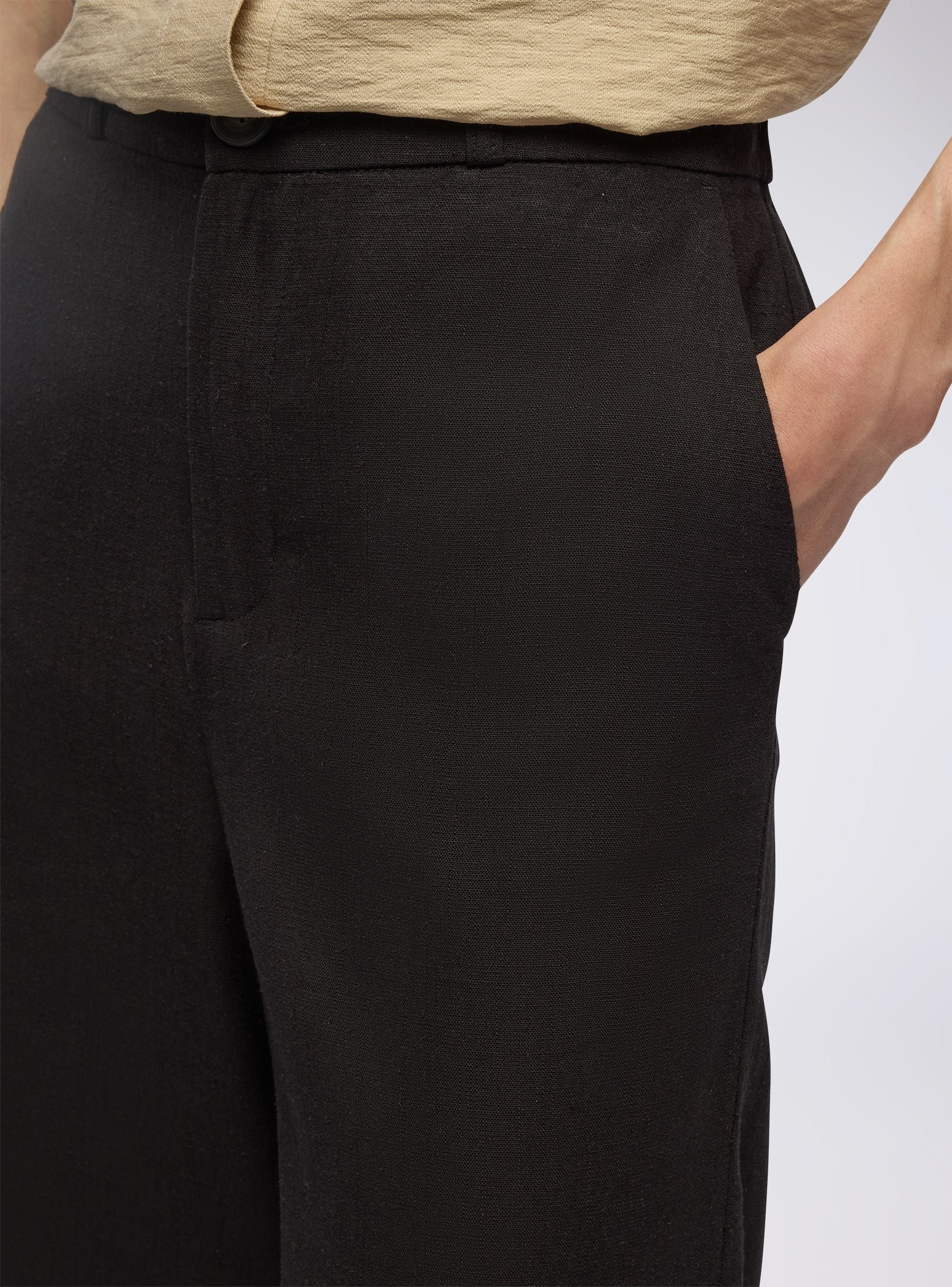 Pantaloni dad fits misto lino - Image 4