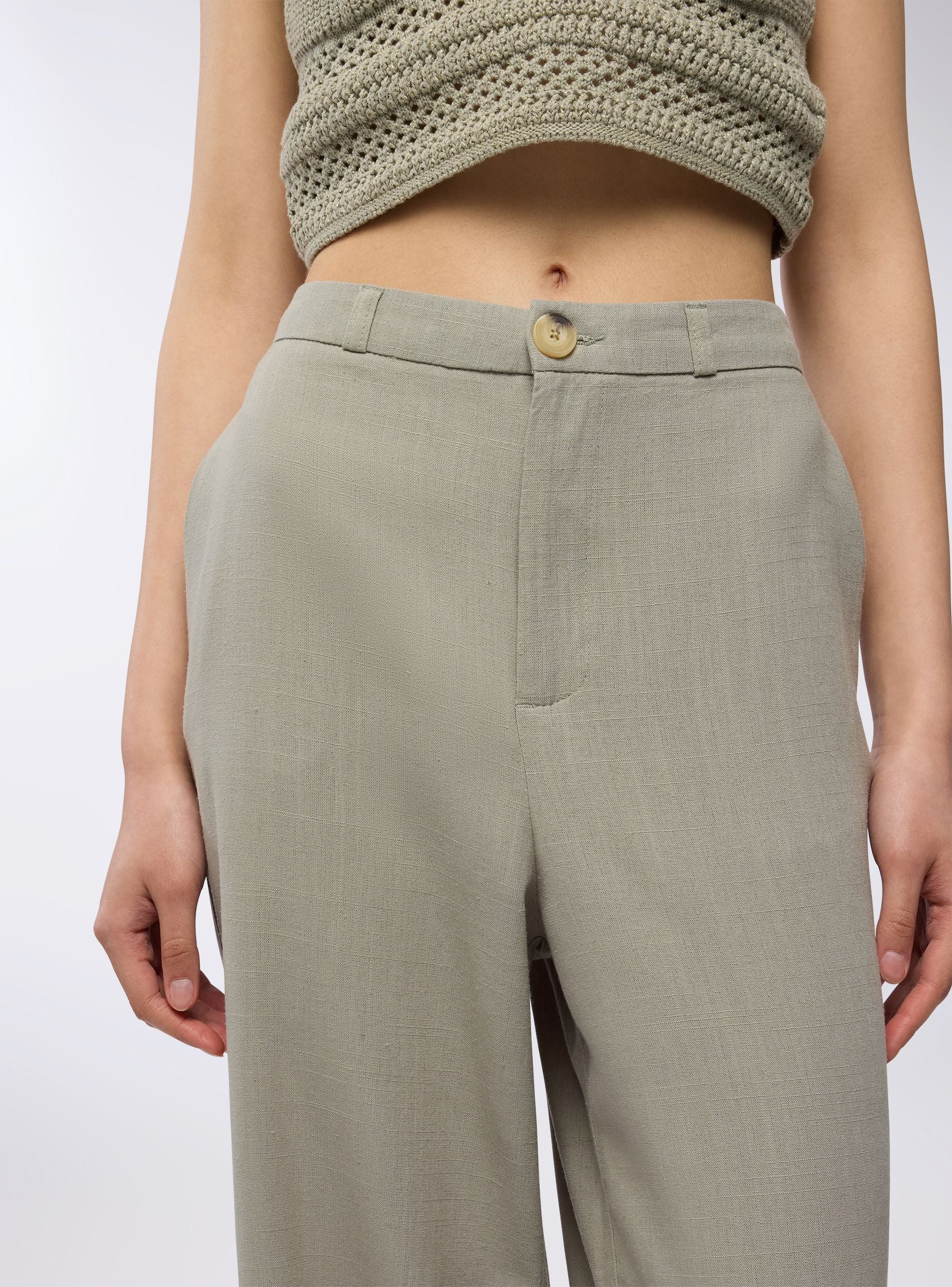 Pantaloni dad fits misto lino - Image 4