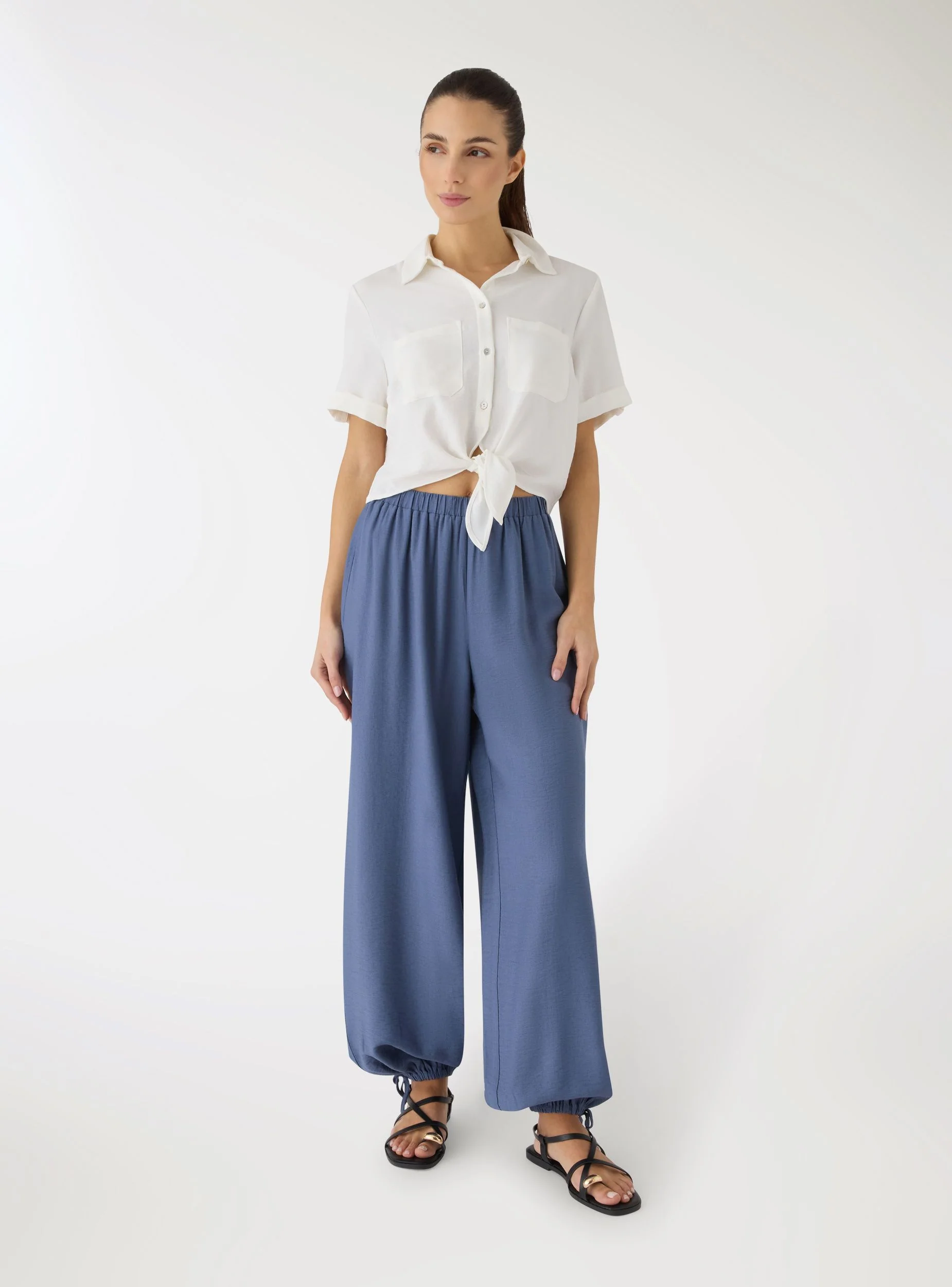 Pantaloni harem con fondo regolabile