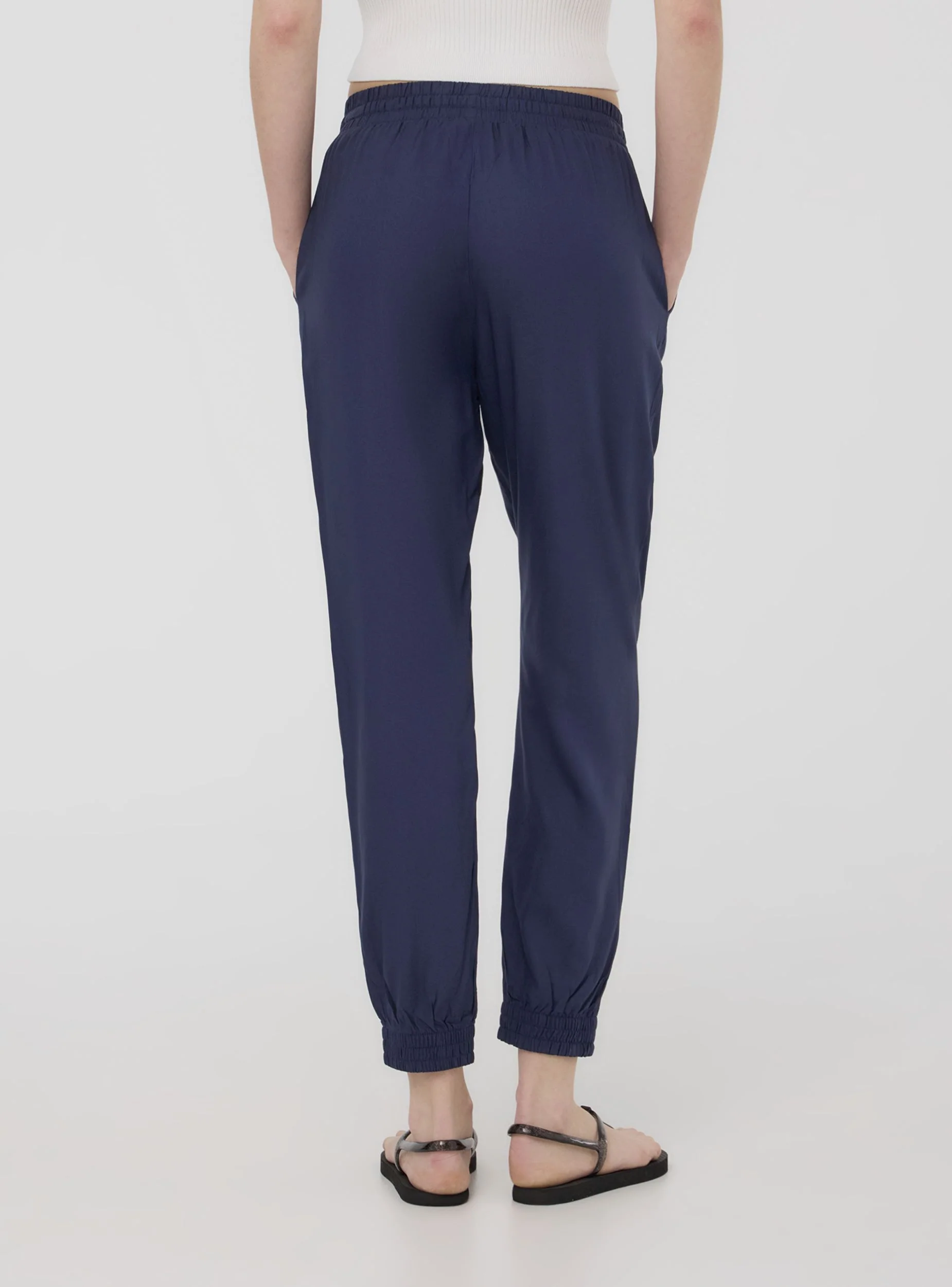 Pantaloni jogger con coulisse e polsini a tinta unita