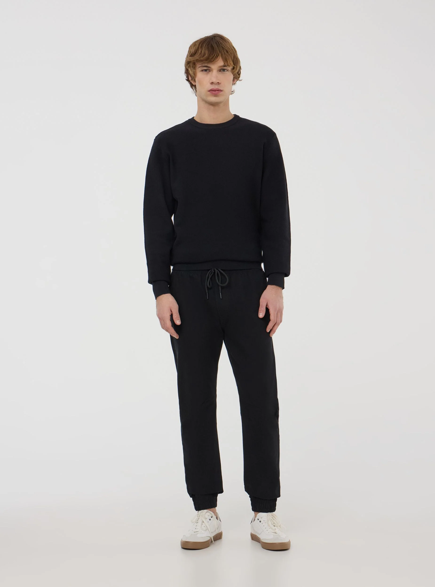 Pantaloni jogger con coulisse e polsini
