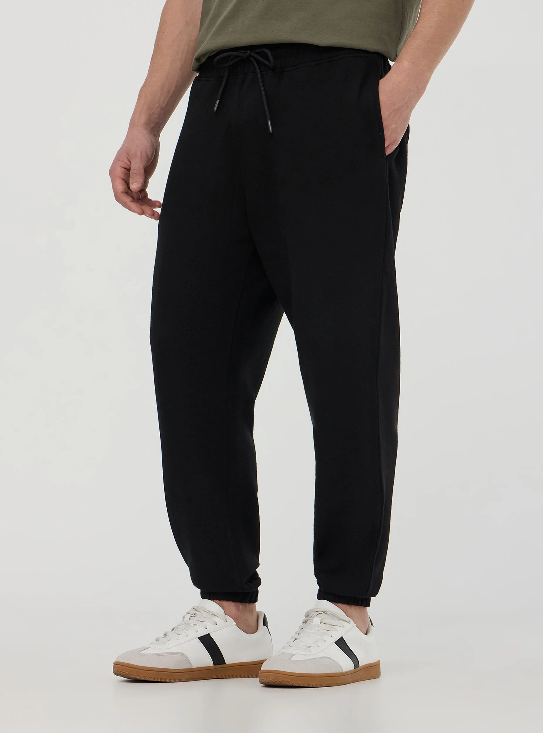 Pantaloni jogger con coulisse