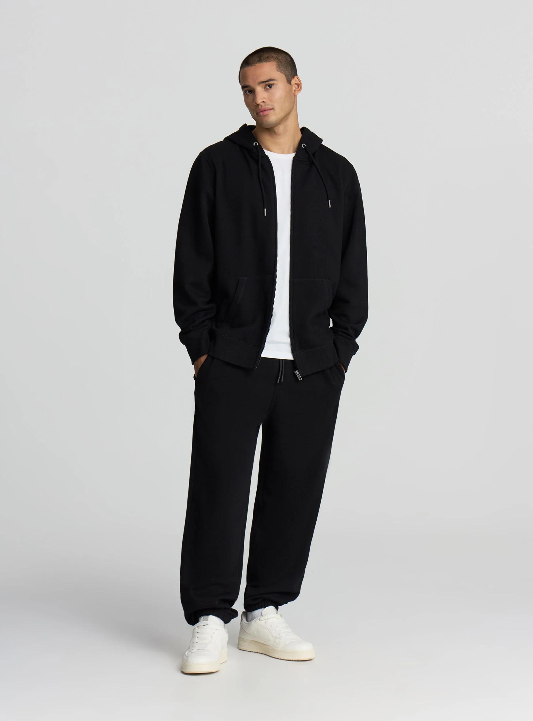 Pantaloni jogger con coulisse