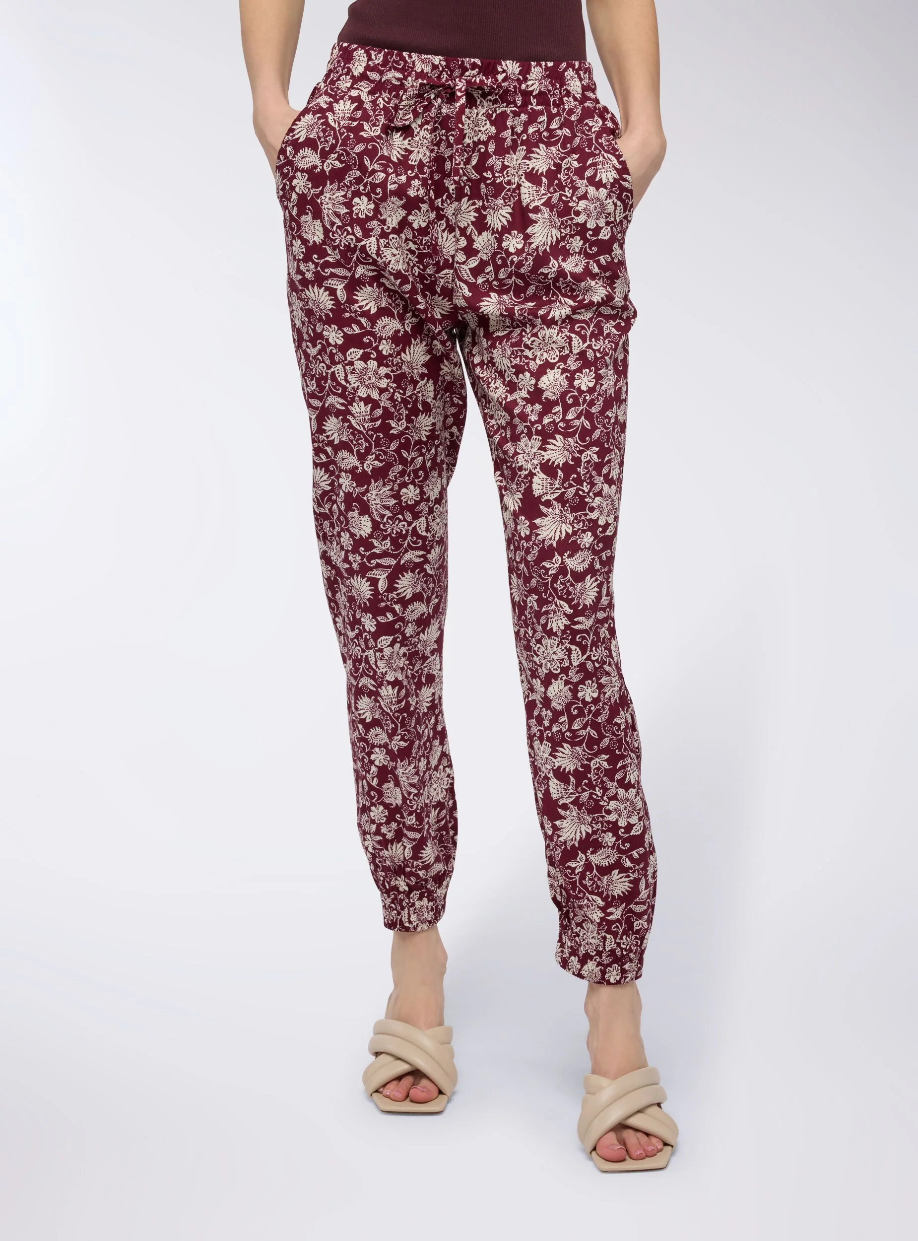 Pantaloni jogger fantasia ramage - Image 3